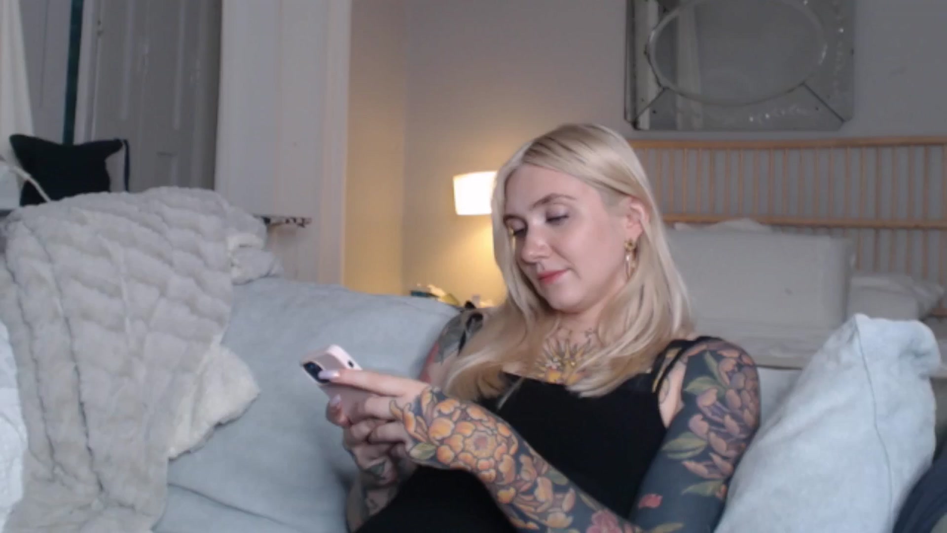 Gallery image thumbnail from Tattoo_bbgirl's myfreecams stream on, 09/09/2024, 19:19 image 7 of 20
