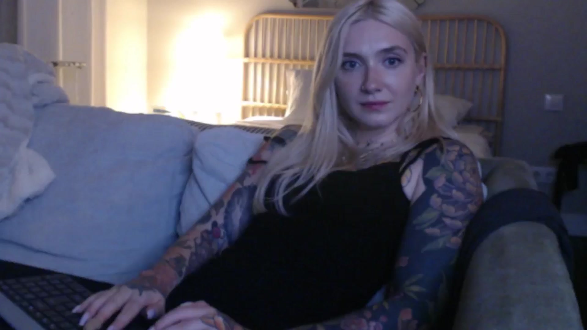 Gallery image thumbnail from Tattoo_bbgirl's myfreecams stream on, 09/09/2024, 20:18 image 1 of 20