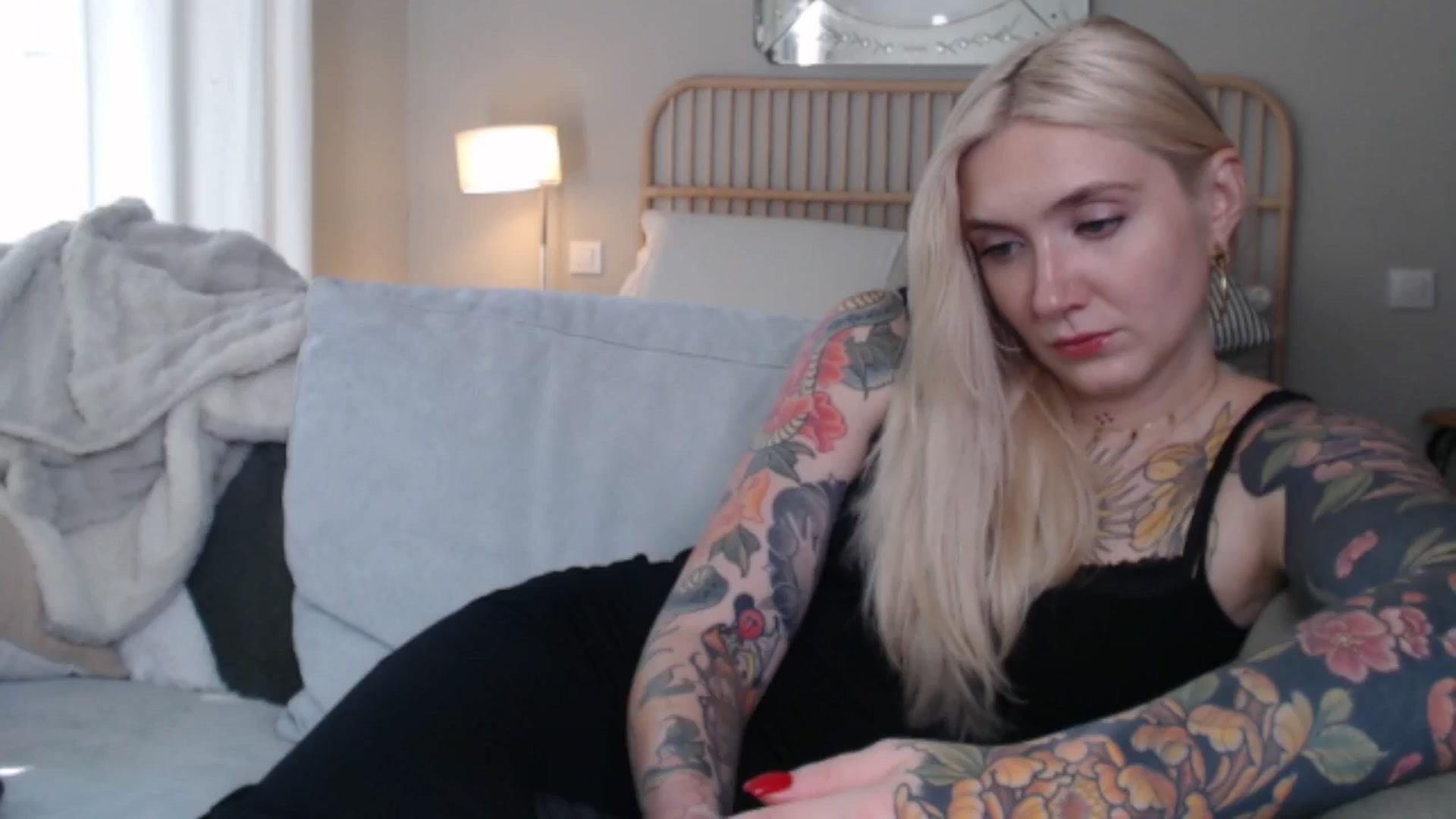 Gallery image thumbnail from Tattoo_bbgirl's myfreecams stream on, 09/14/2024, 17:56 image 3 of 20