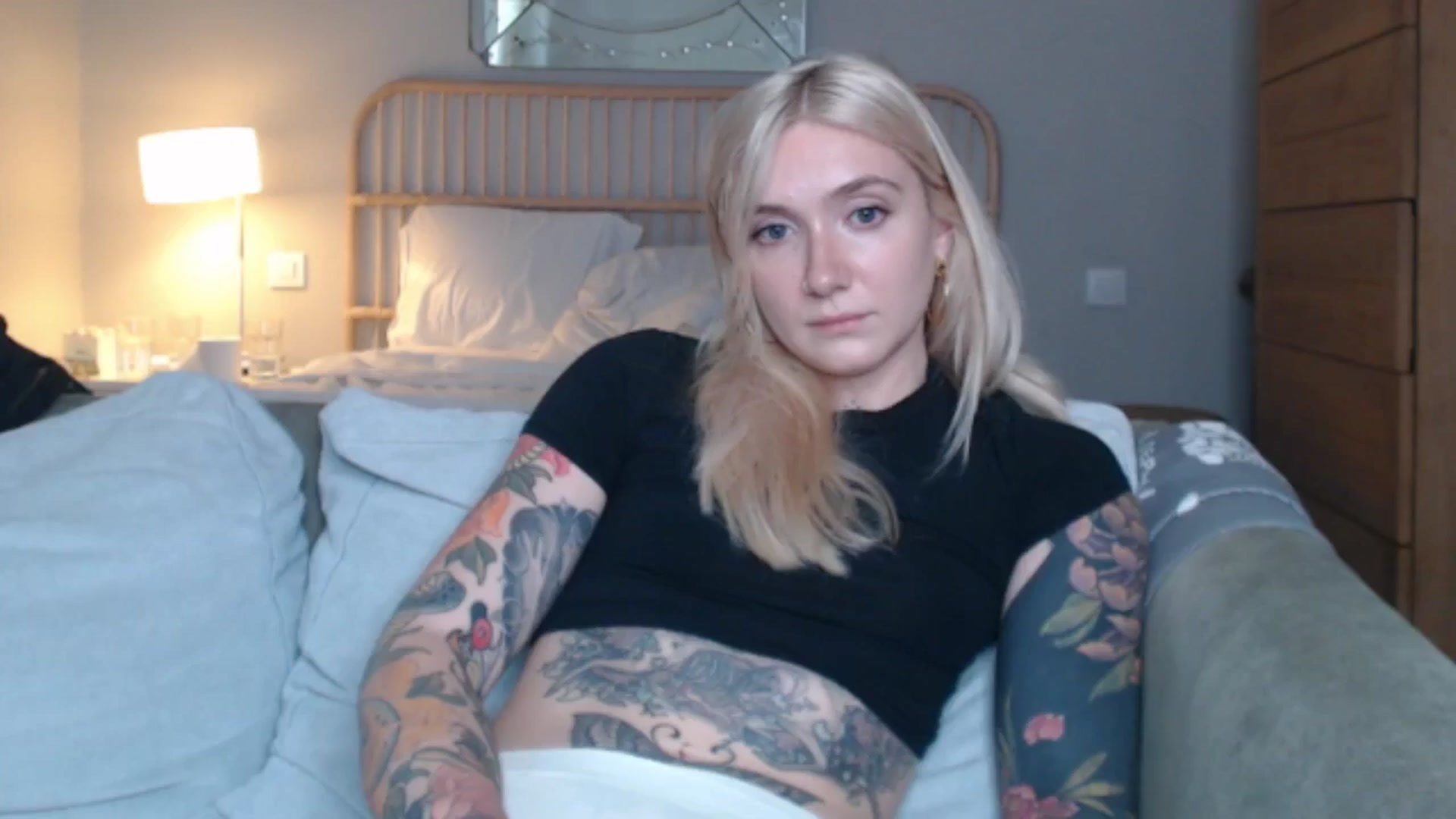 Gallery image thumbnail from Tattoo_bbgirl's myfreecams stream on, 09/17/2024, 06:03 image 7 of 20