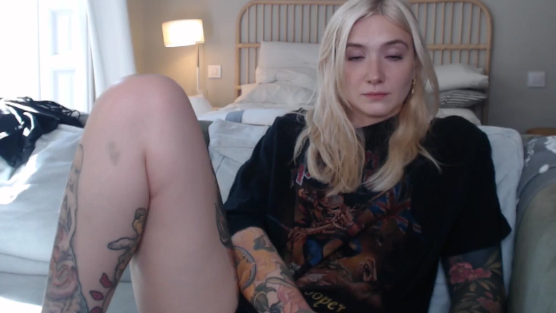 Gallery image thumbnail from Tattoo_bbgirl's myfreecams stream on, 09/17/2024, 15:06 image 16 of 20