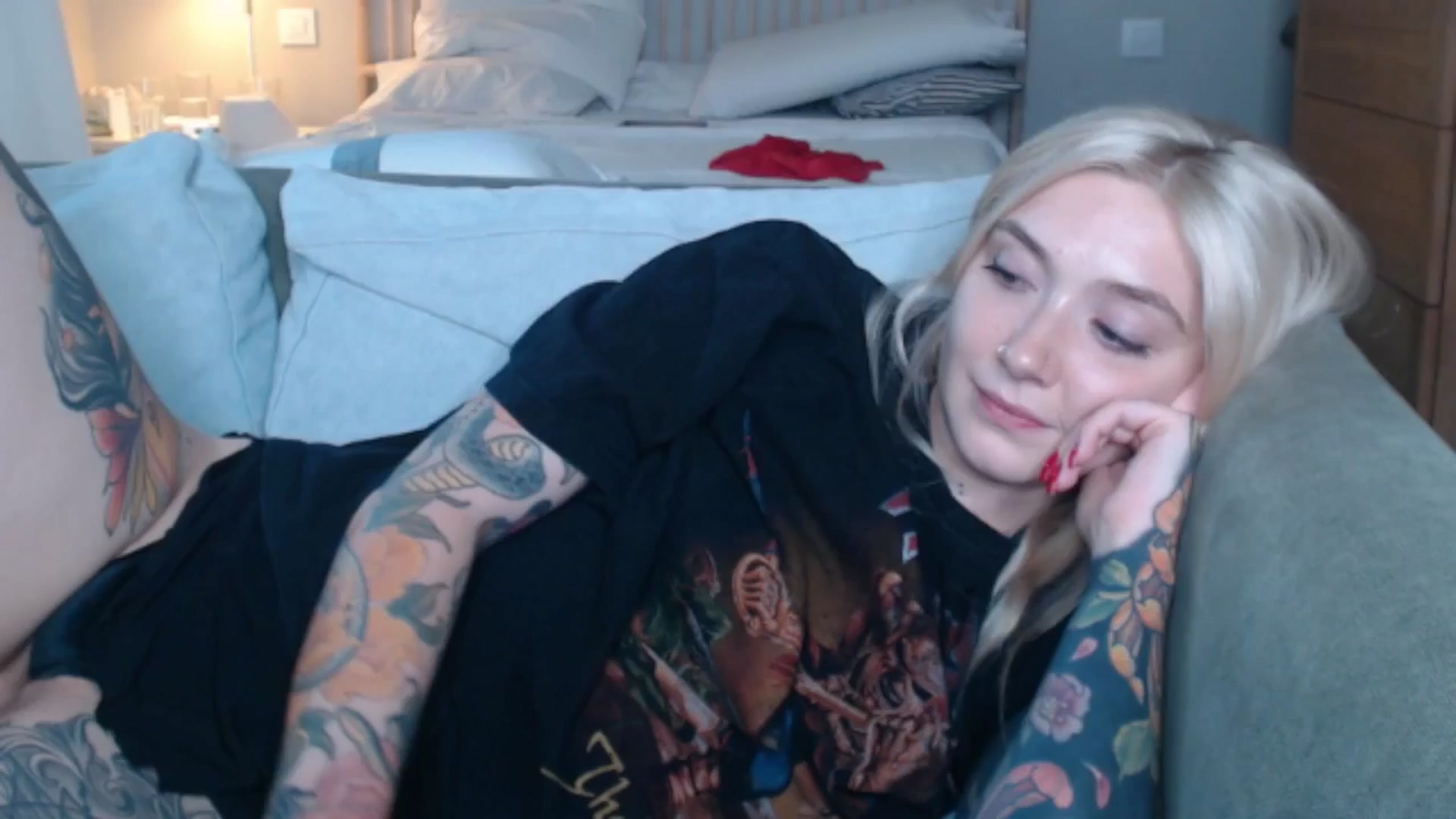 Gallery image thumbnail from Tattoo_bbgirl's myfreecams stream on, 09/17/2024, 19:31 image 6 of 20