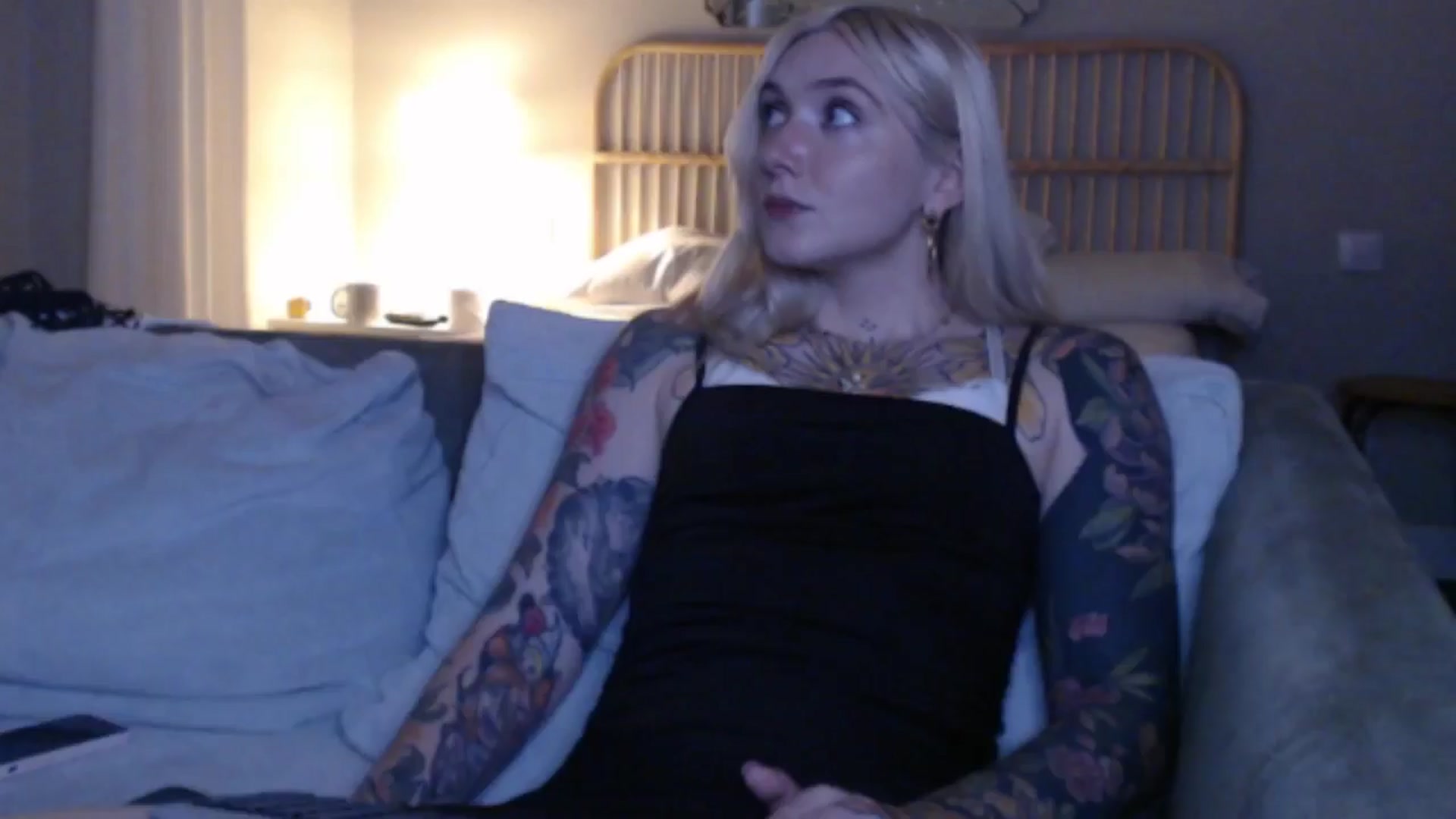 Gallery image thumbnail from Tattoo_bbgirl's myfreecams stream on, 09/19/2024, 16:40 image 6 of 20