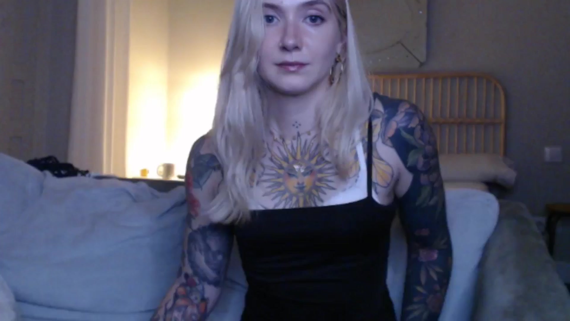 Gallery image thumbnail from Tattoo_bbgirl's myfreecams stream on, 09/19/2024, 16:40 image 18 of 20