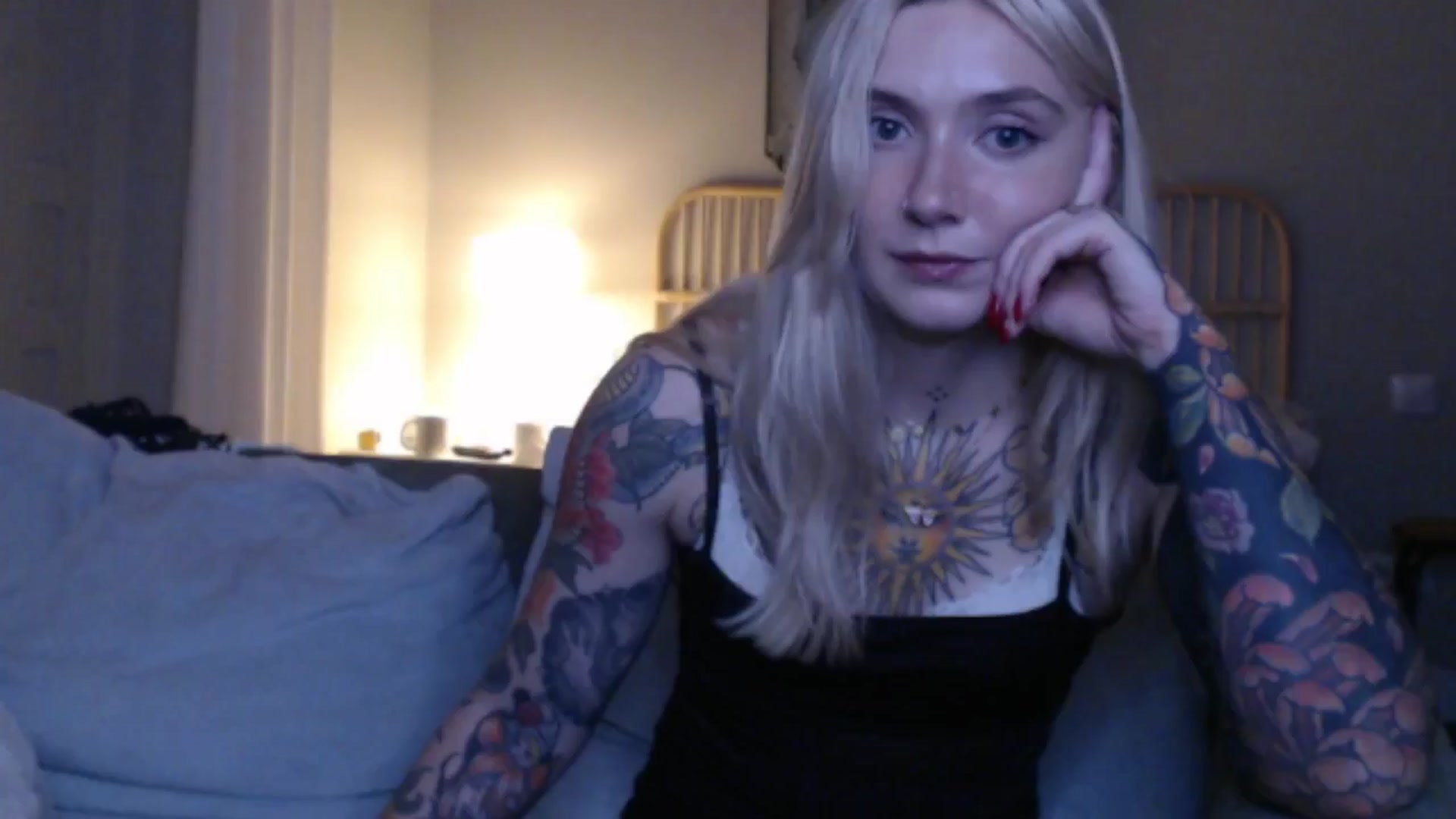 Gallery image thumbnail from Tattoo_bbgirl's myfreecams stream on, 09/19/2024, 16:40 image 20 of 20