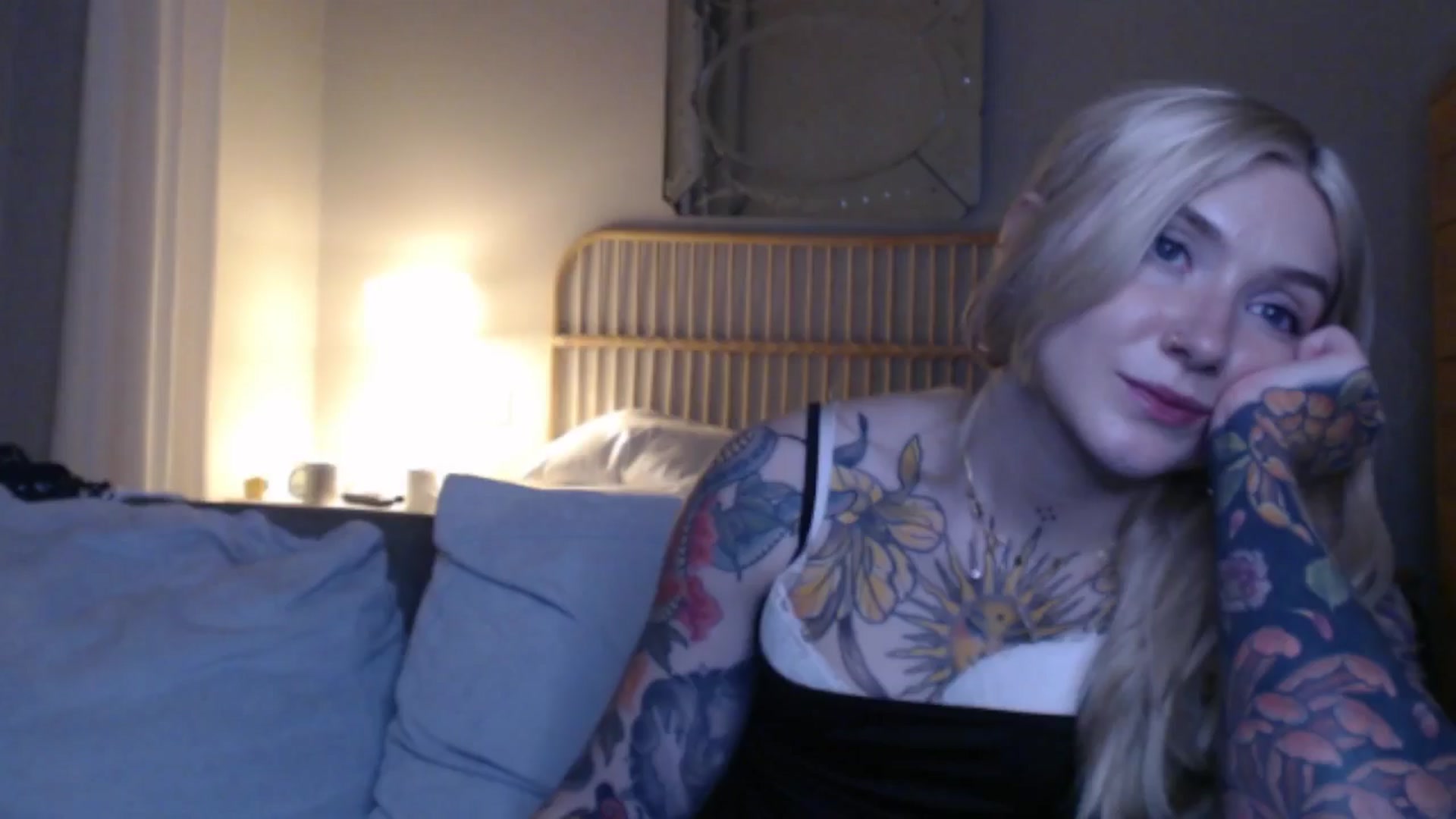 Gallery image thumbnail from Tattoo_bbgirl's myfreecams stream on, 09/19/2024, 19:27 image 20 of 20