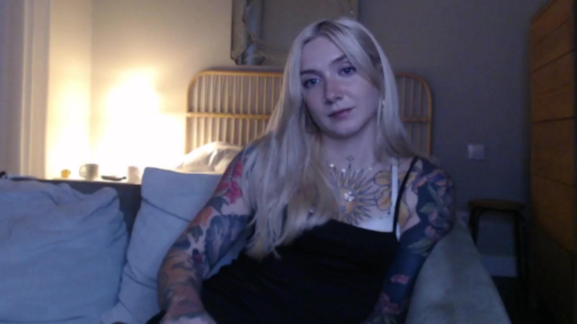 Gallery image thumbnail from Tattoo_bbgirl's myfreecams stream on, 09/19/2024, 19:27 image 1 of 20