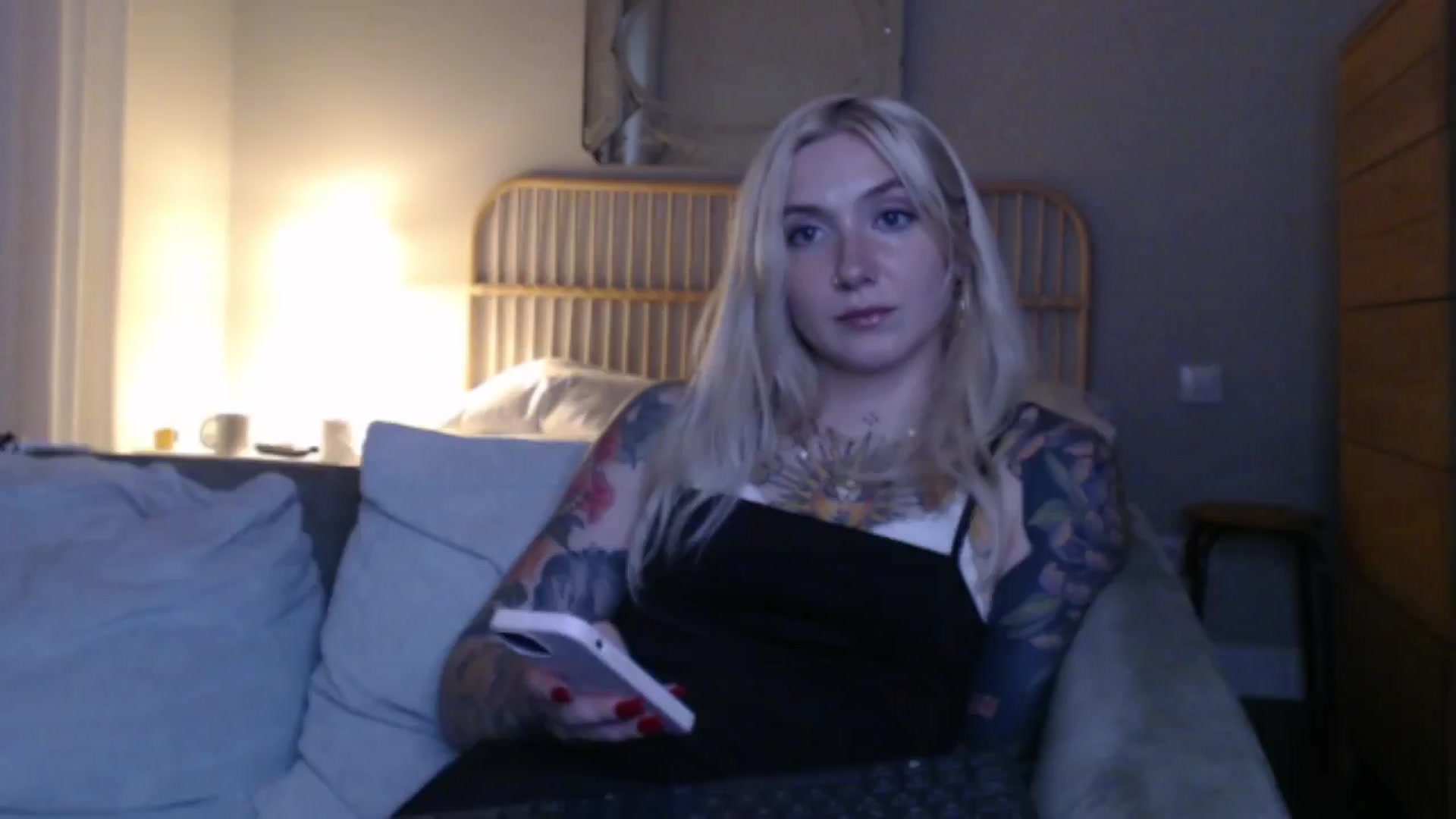 Gallery image thumbnail from Tattoo_bbgirl's myfreecams stream on, 09/19/2024, 19:27 image 4 of 20