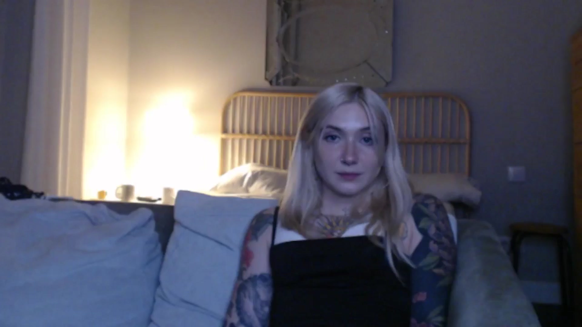 Gallery image thumbnail from Tattoo_bbgirl's myfreecams stream on, 09/19/2024, 19:27 image 16 of 20