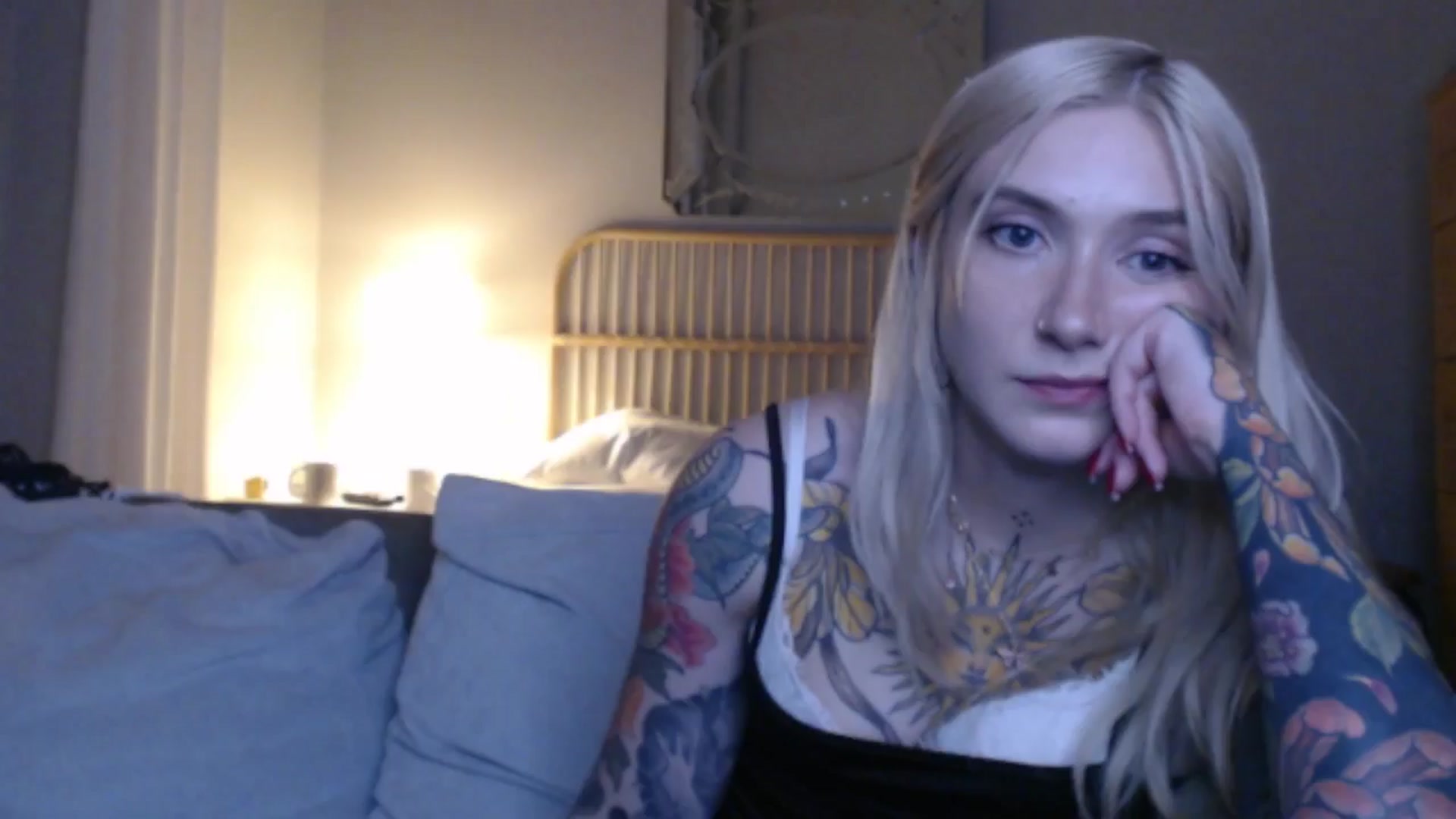 Gallery image thumbnail from Tattoo_bbgirl's myfreecams stream on, 09/19/2024, 19:27 image 14 of 20