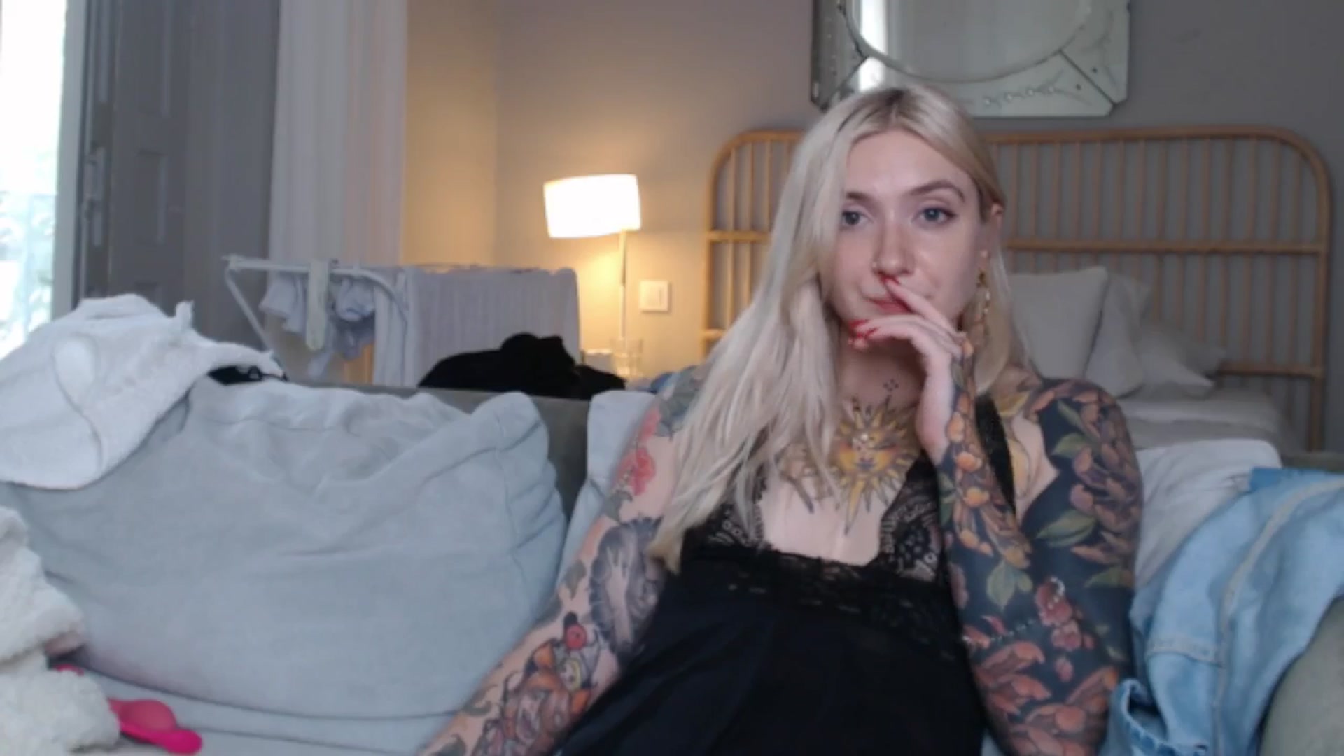 Gallery image thumbnail from Tattoo_bbgirl's myfreecams stream on, 09/20/2024, 19:08 image 8 of 20
