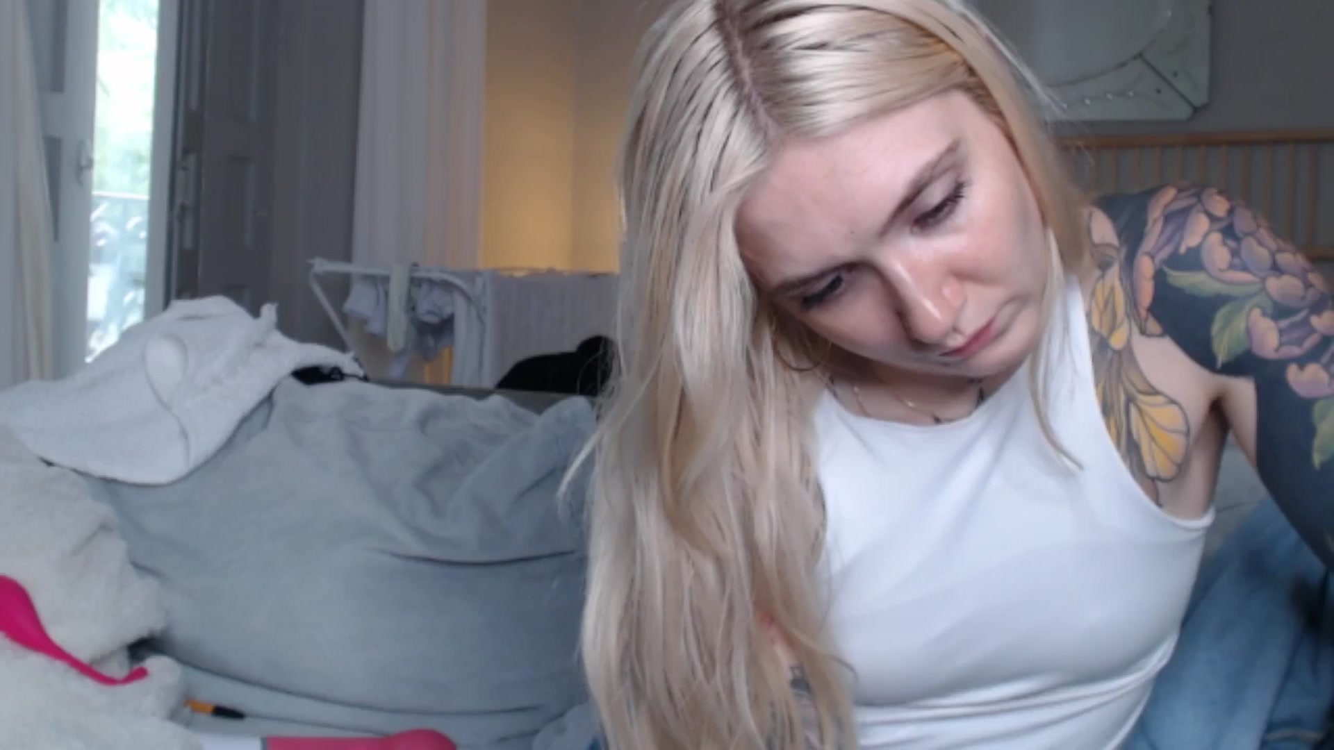Gallery image thumbnail from Tattoo_bbgirl's myfreecams stream on, 09/20/2024, 19:08 image 3 of 20