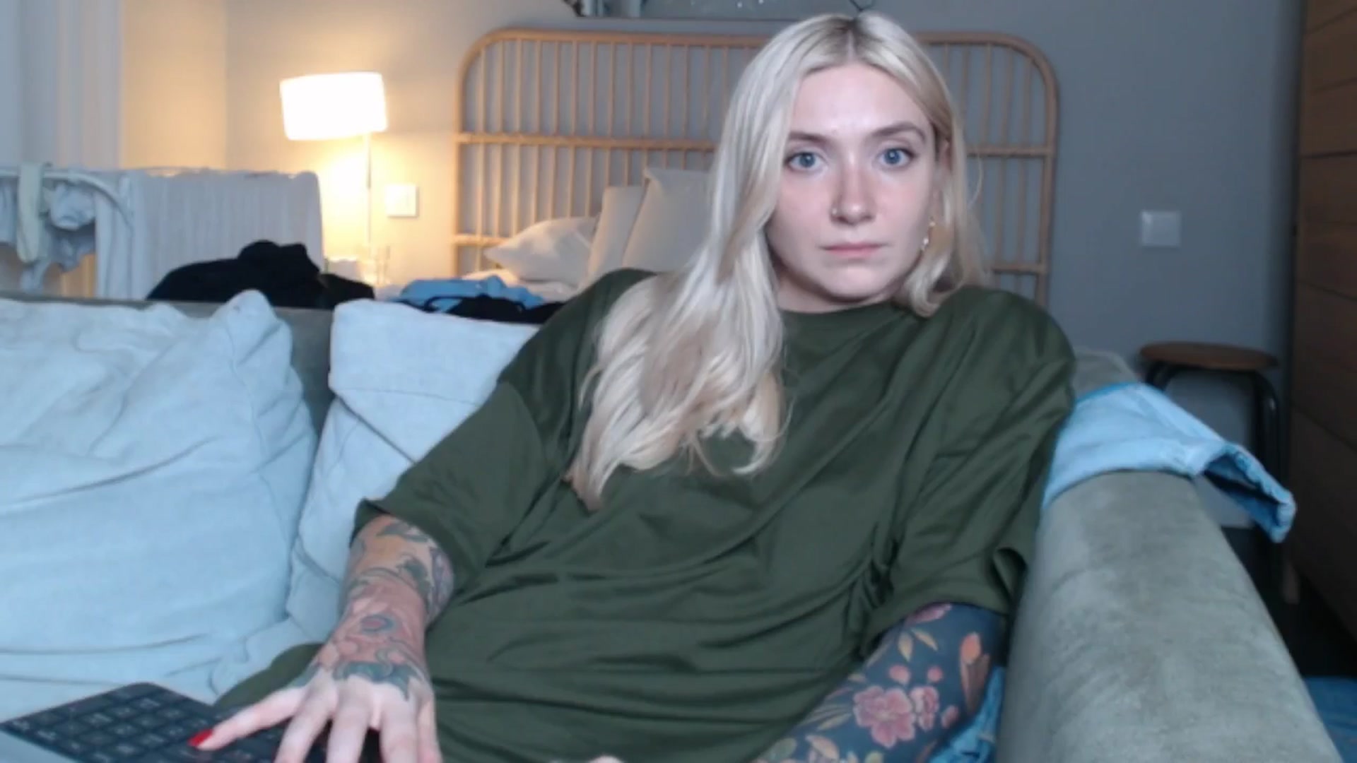 Gallery image thumbnail from Tattoo_bbgirl's myfreecams stream on, 09/20/2024, 19:08 image 19 of 20