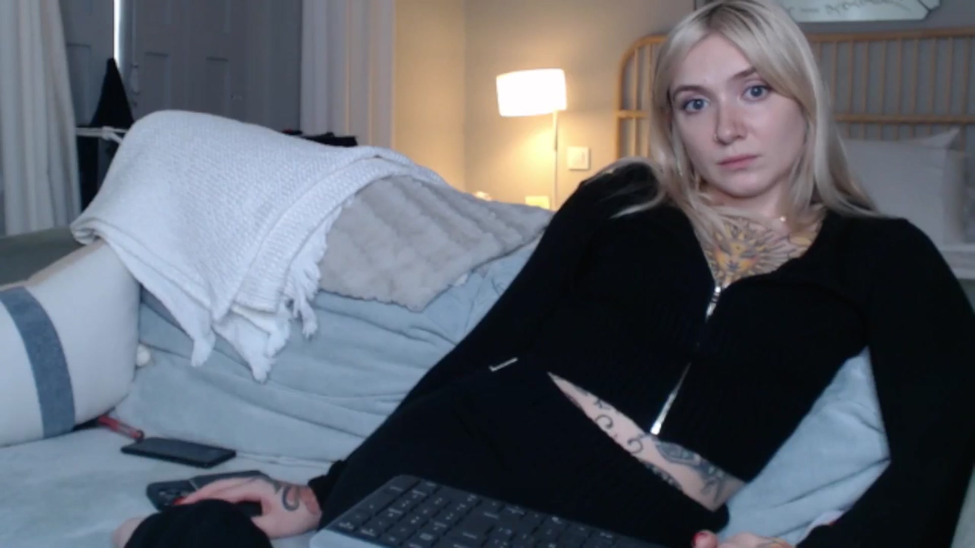 Gallery image thumbnail from Tattoo_bbgirl's myfreecams stream on, 09/24/2024, 15:03 image 19 of 20