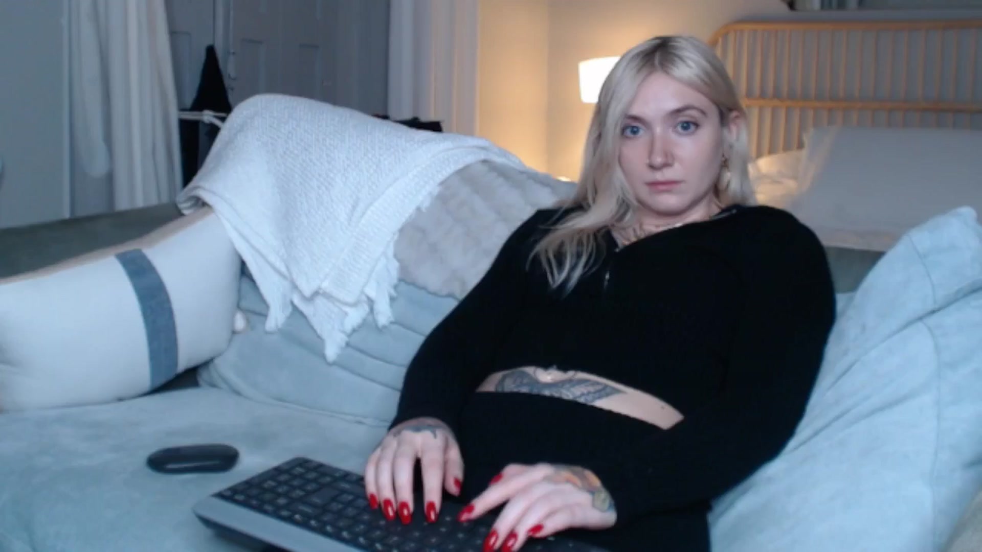 Gallery image thumbnail from Tattoo_bbgirl's myfreecams stream on, 09/24/2024, 19:10 image 15 of 20