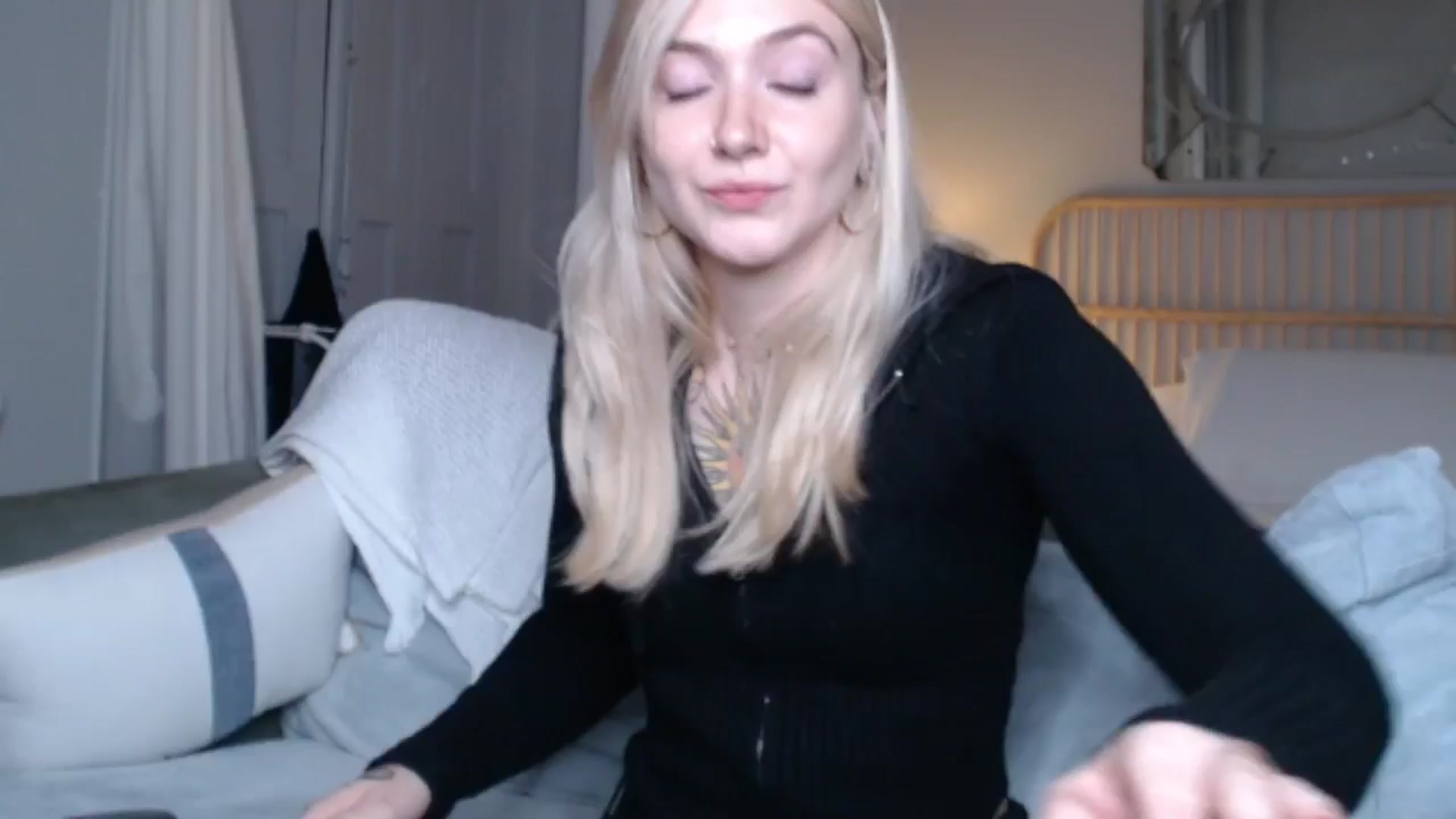 Gallery image thumbnail from Tattoo_bbgirl's myfreecams stream on, 09/24/2024, 19:10 image 14 of 20