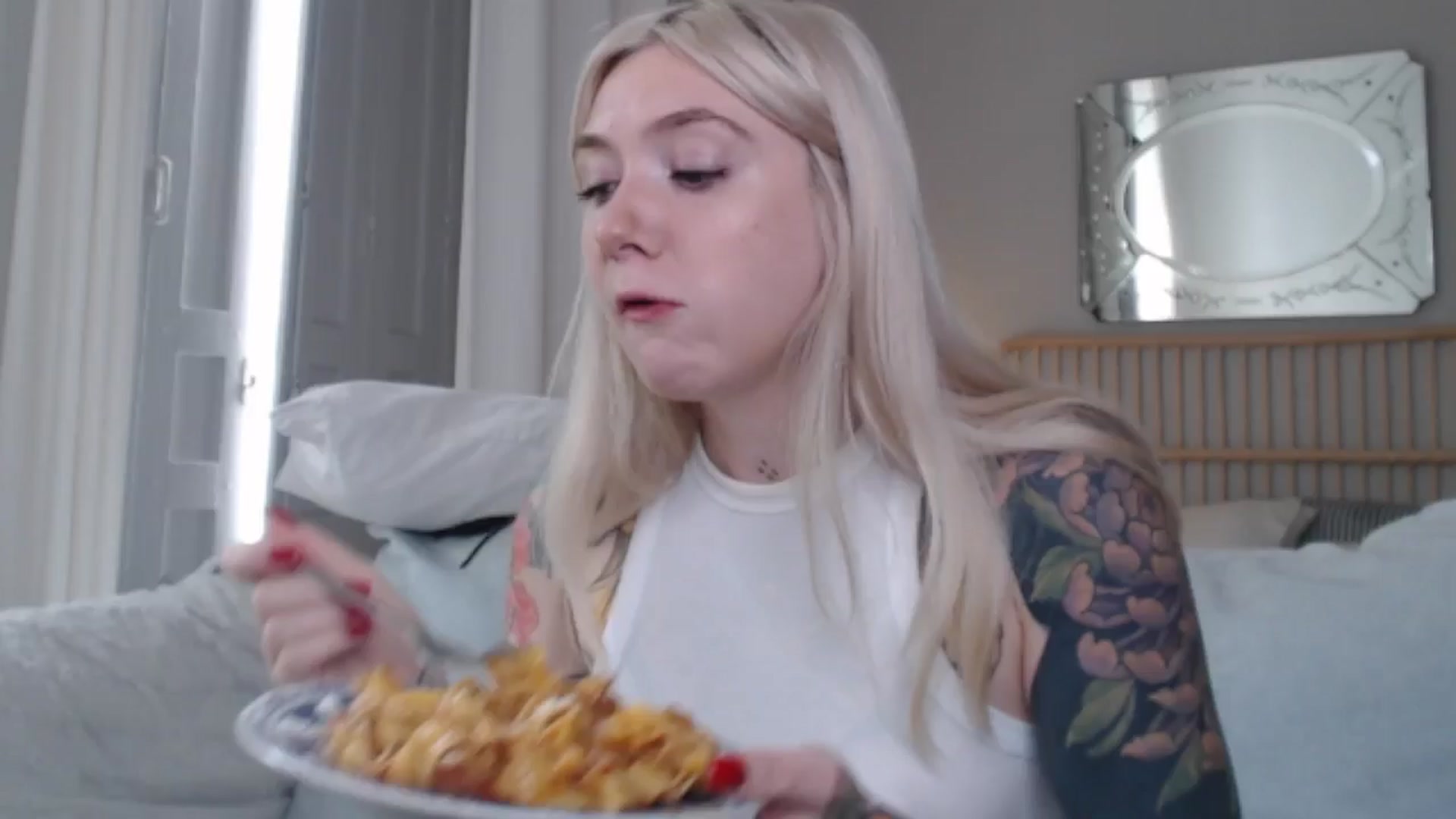Gallery image thumbnail from Tattoo_bbgirl's myfreecams stream on, 09/26/2024, 14:37 image 9 of 20