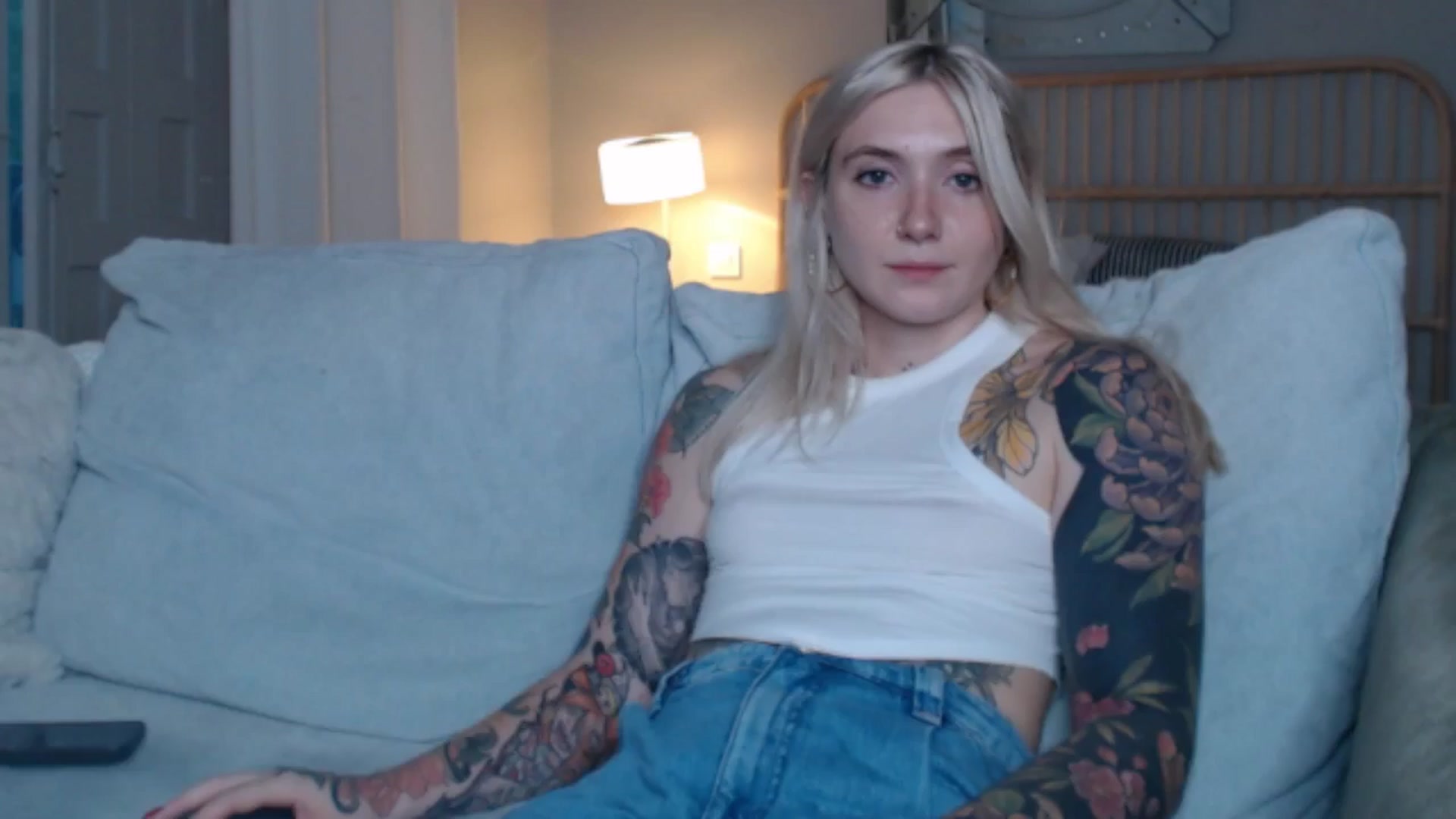 Gallery image thumbnail from Tattoo_bbgirl's myfreecams stream on, 09/26/2024, 19:46 image 6 of 20