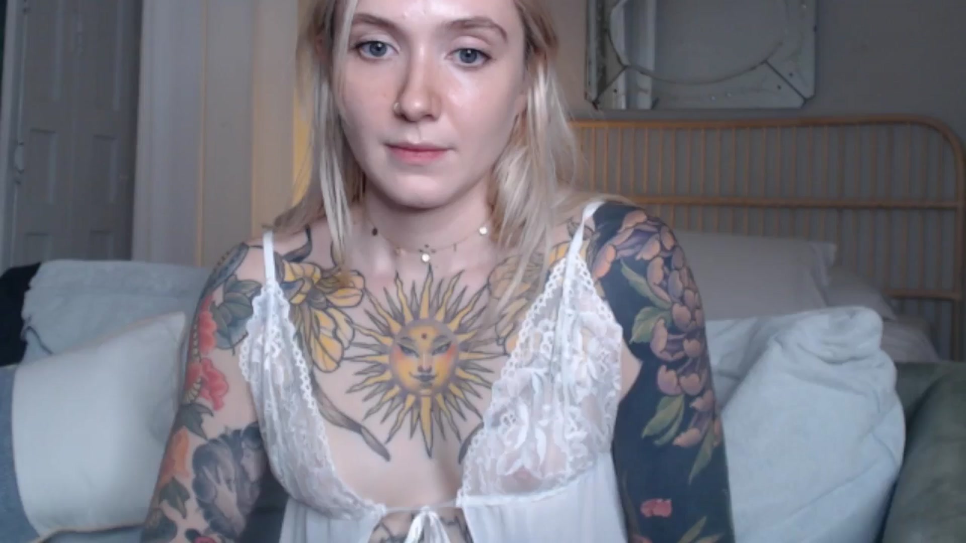 Gallery image thumbnail from Tattoo_bbgirl's myfreecams stream on, 09/28/2024, 18:23 image 18 of 20