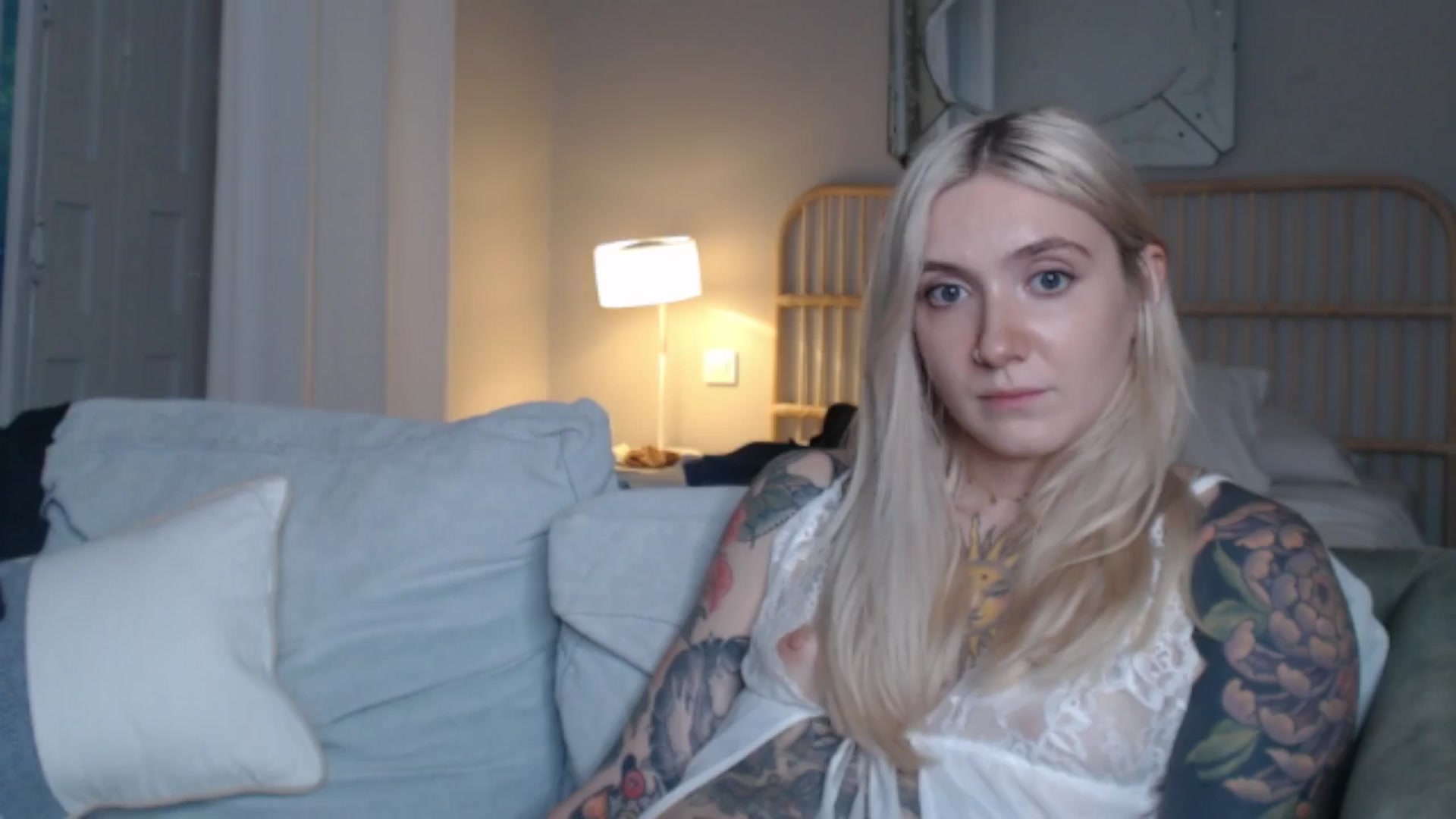 Gallery image thumbnail from Tattoo_bbgirl's myfreecams stream on, 09/28/2024, 18:23 image 16 of 20