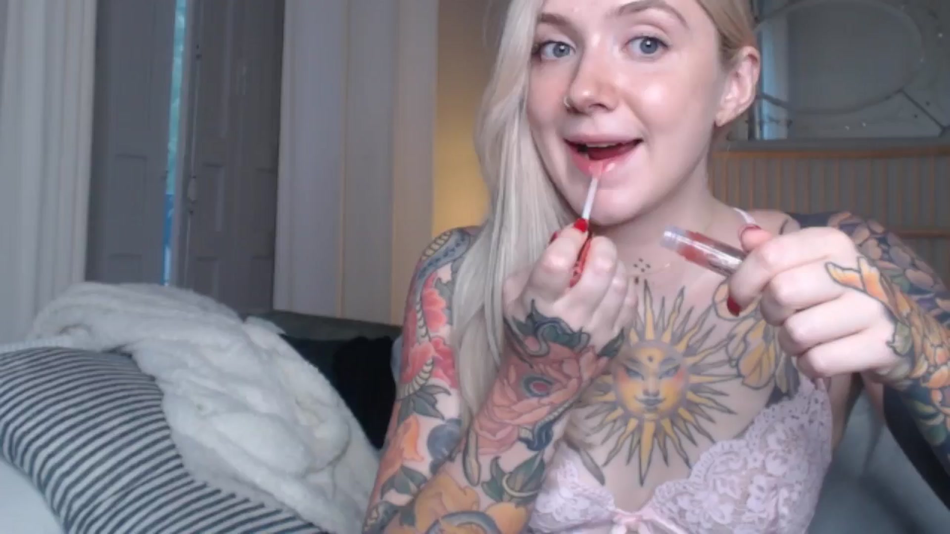 Gallery image thumbnail from Tattoo_bbgirl's myfreecams stream on, 09/30/2024, 20:06 image 12 of 20
