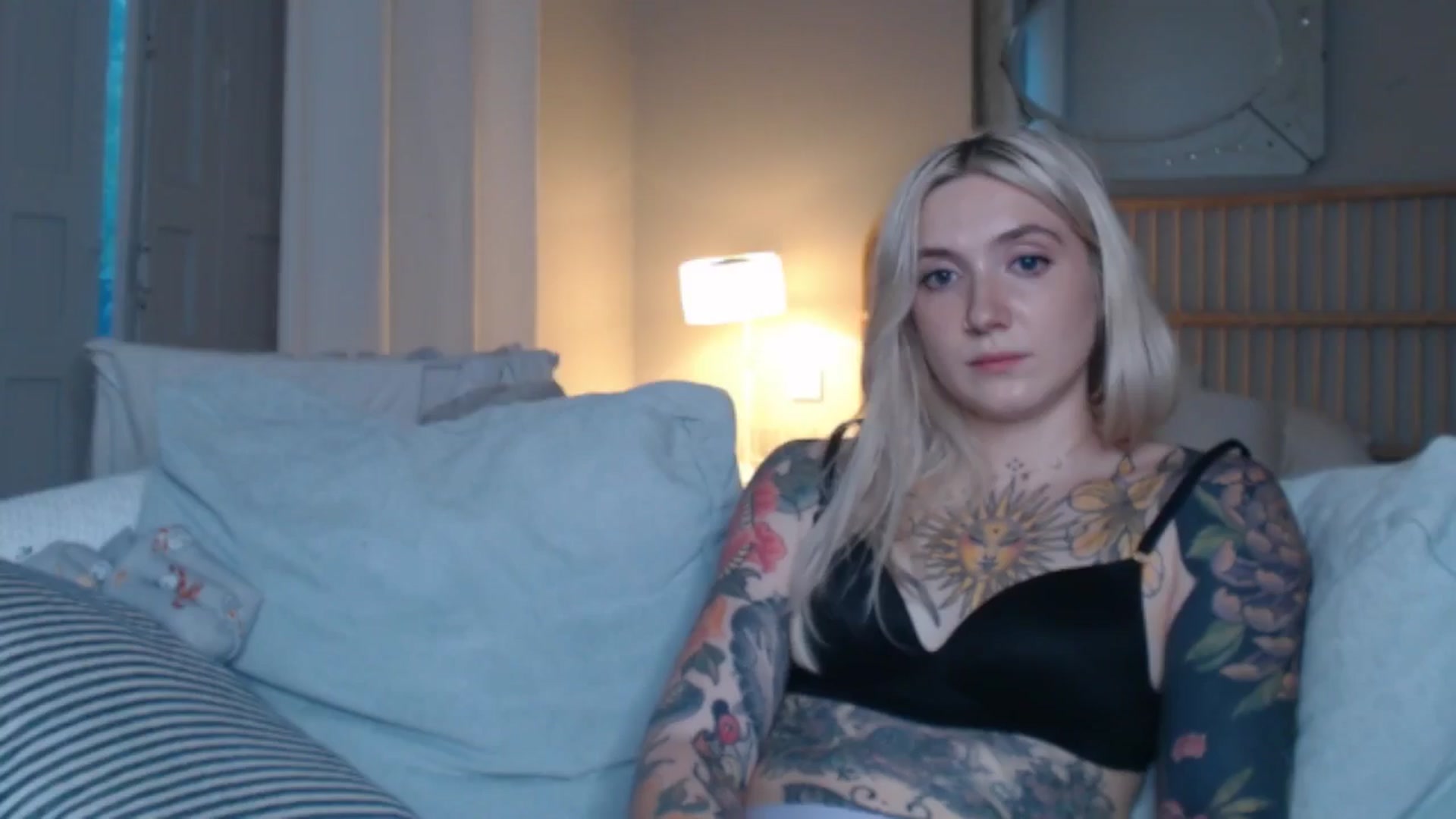 Gallery image thumbnail from Tattoo_bbgirl's myfreecams stream on, 10/01/2024, 17:34 image 18 of 20