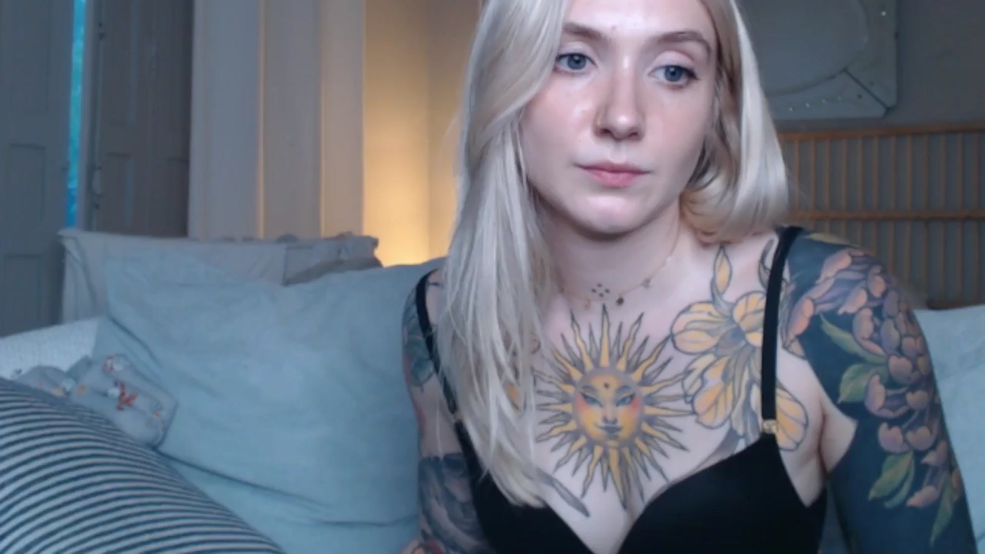 Gallery image thumbnail from Tattoo_bbgirl's myfreecams stream on, 10/01/2024, 17:34 image 13 of 20