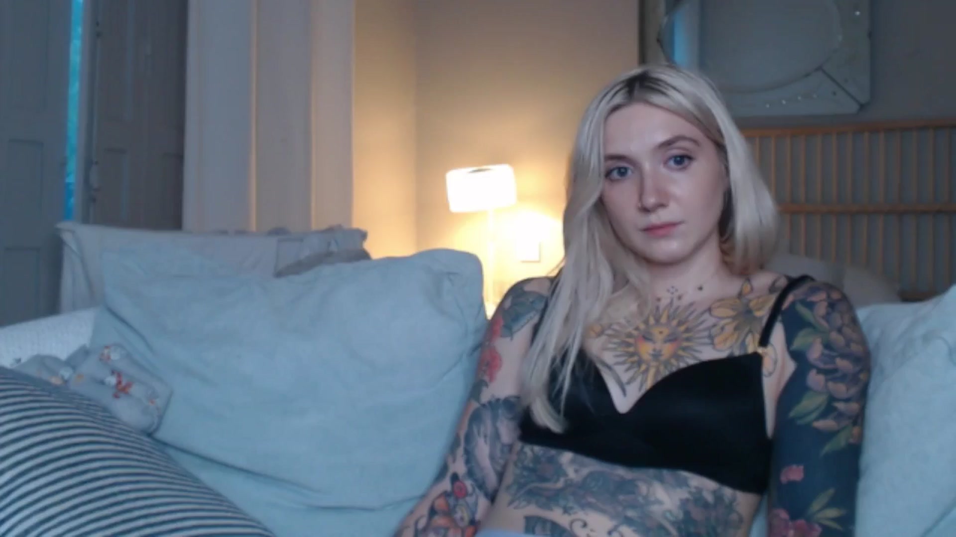 Gallery image thumbnail from Tattoo_bbgirl's myfreecams stream on, 10/01/2024, 17:34 image 15 of 20