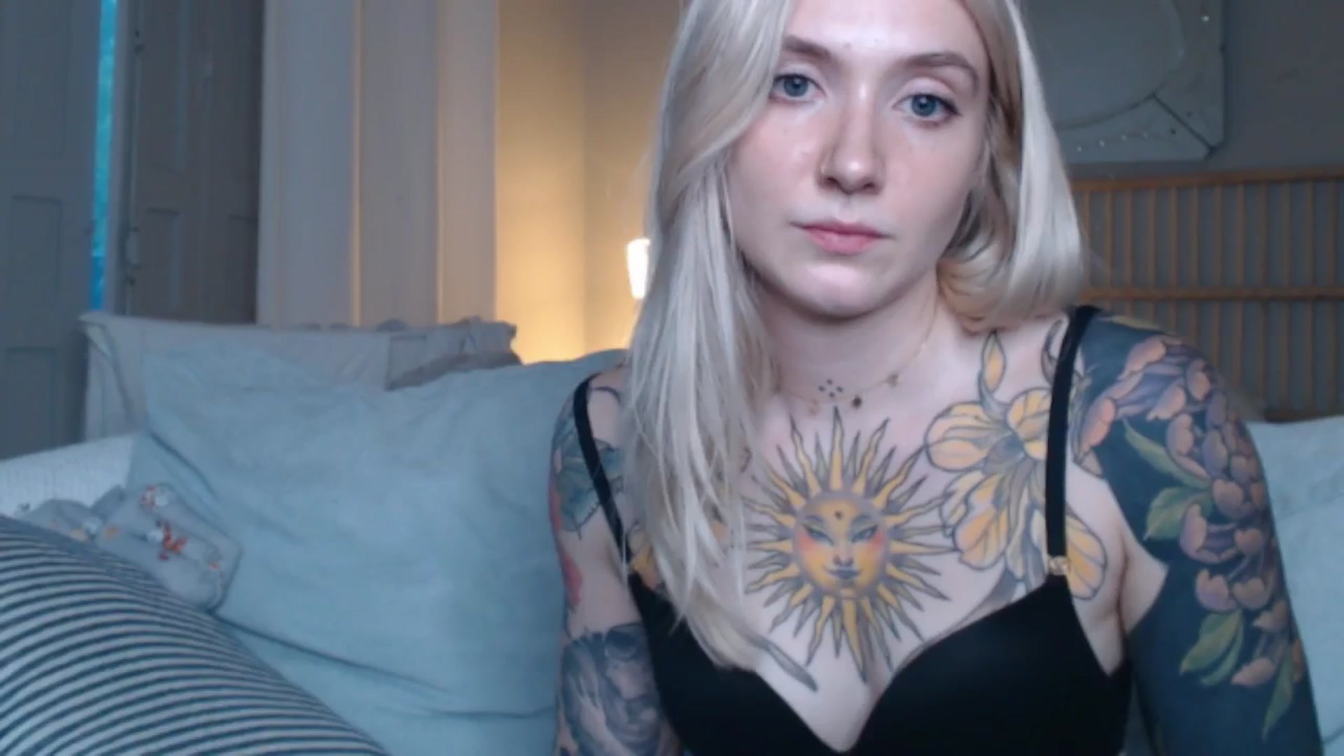 Gallery image thumbnail from Tattoo_bbgirl's myfreecams stream on, 10/01/2024, 17:34 image 14 of 20