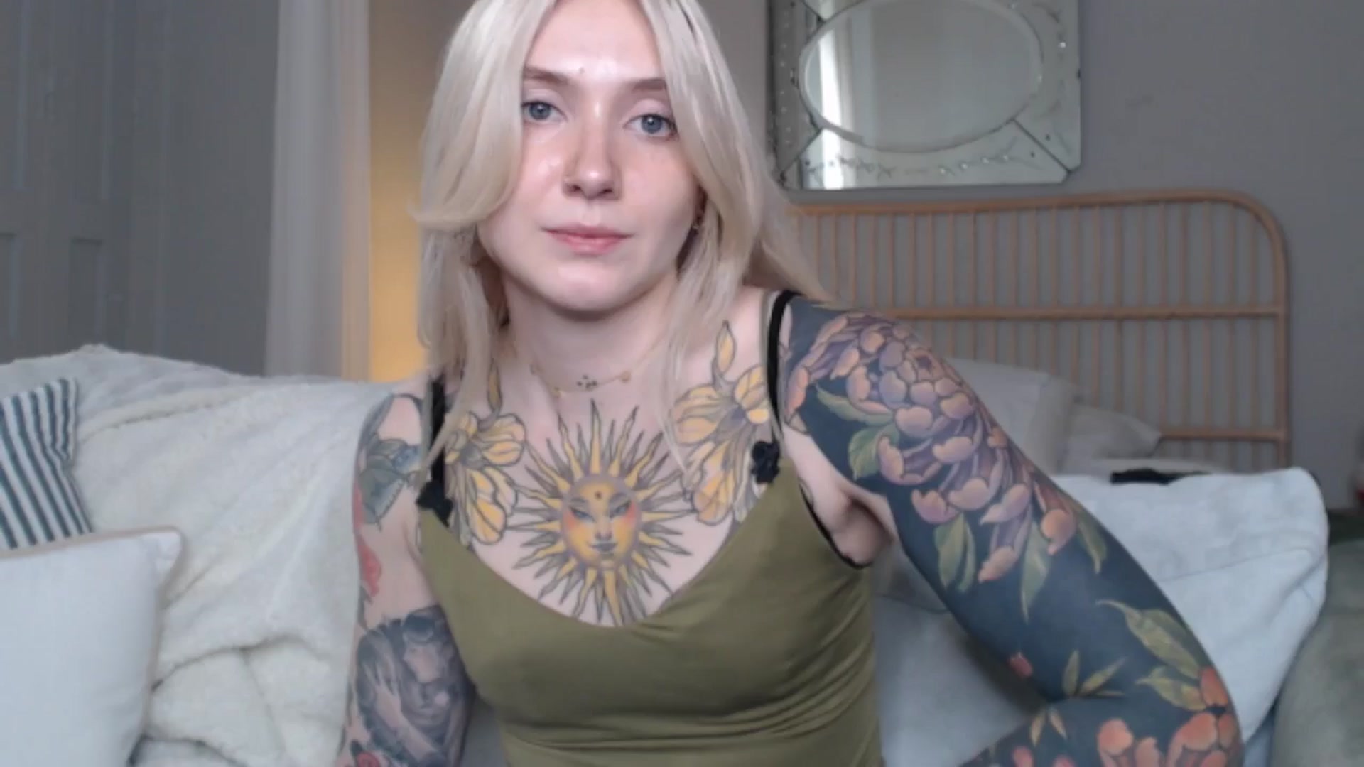 Gallery image thumbnail from Tattoo_bbgirl's myfreecams stream on, 10/02/2024, 16:14 image 11 of 20