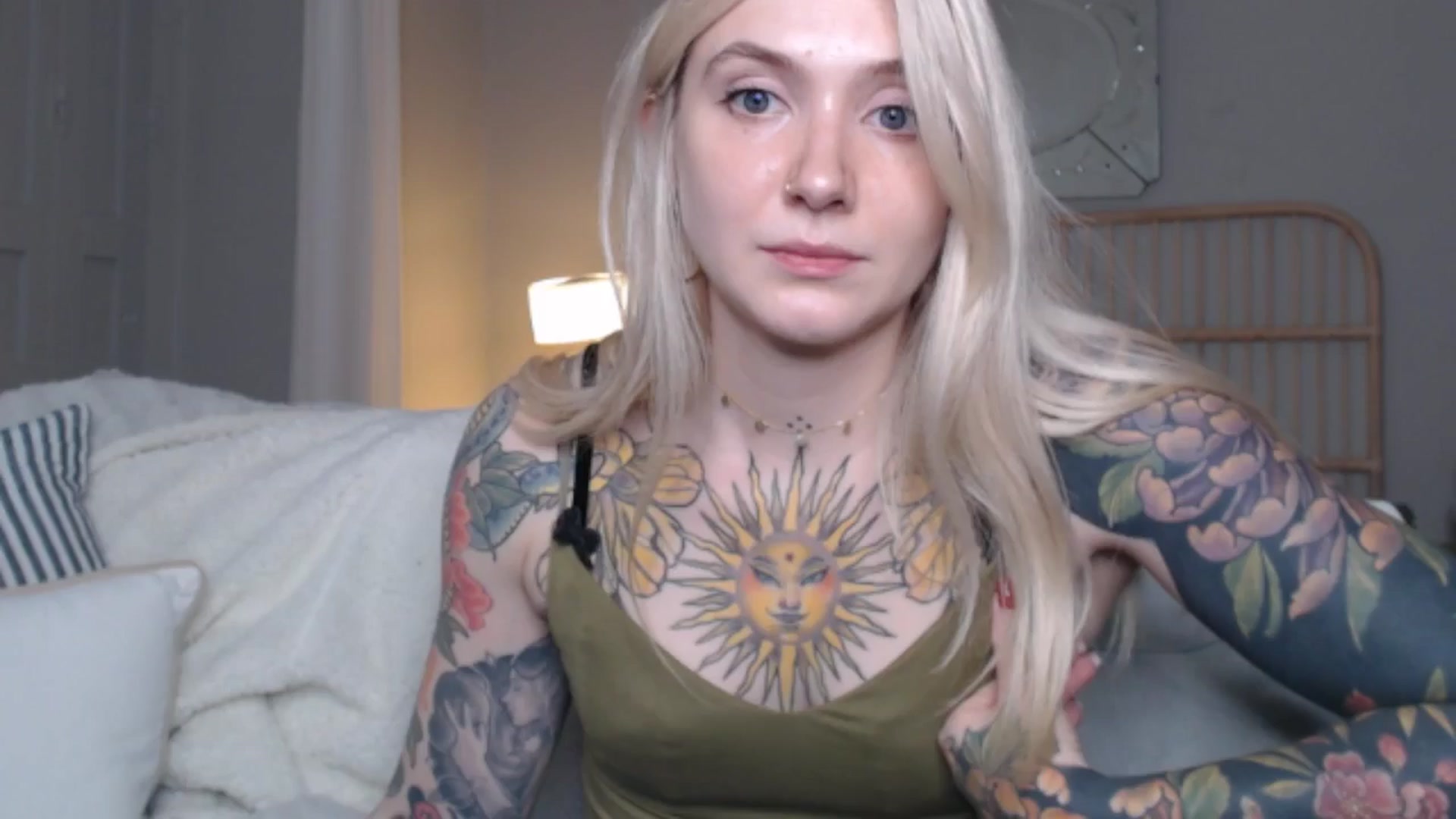Gallery image thumbnail from Tattoo_bbgirl's myfreecams stream on, 10/02/2024, 16:14 image 13 of 20