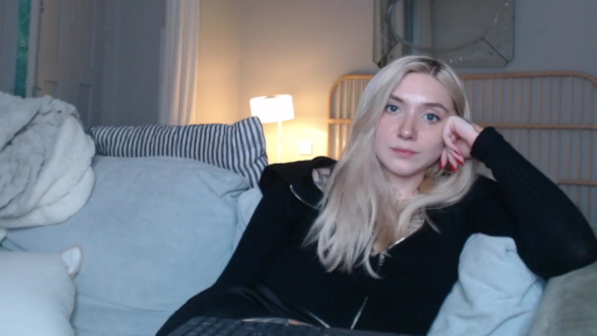 Gallery image thumbnail from Tattoo_bbgirl's myfreecams stream on, 10/07/2024, 19:48 image 7 of 20