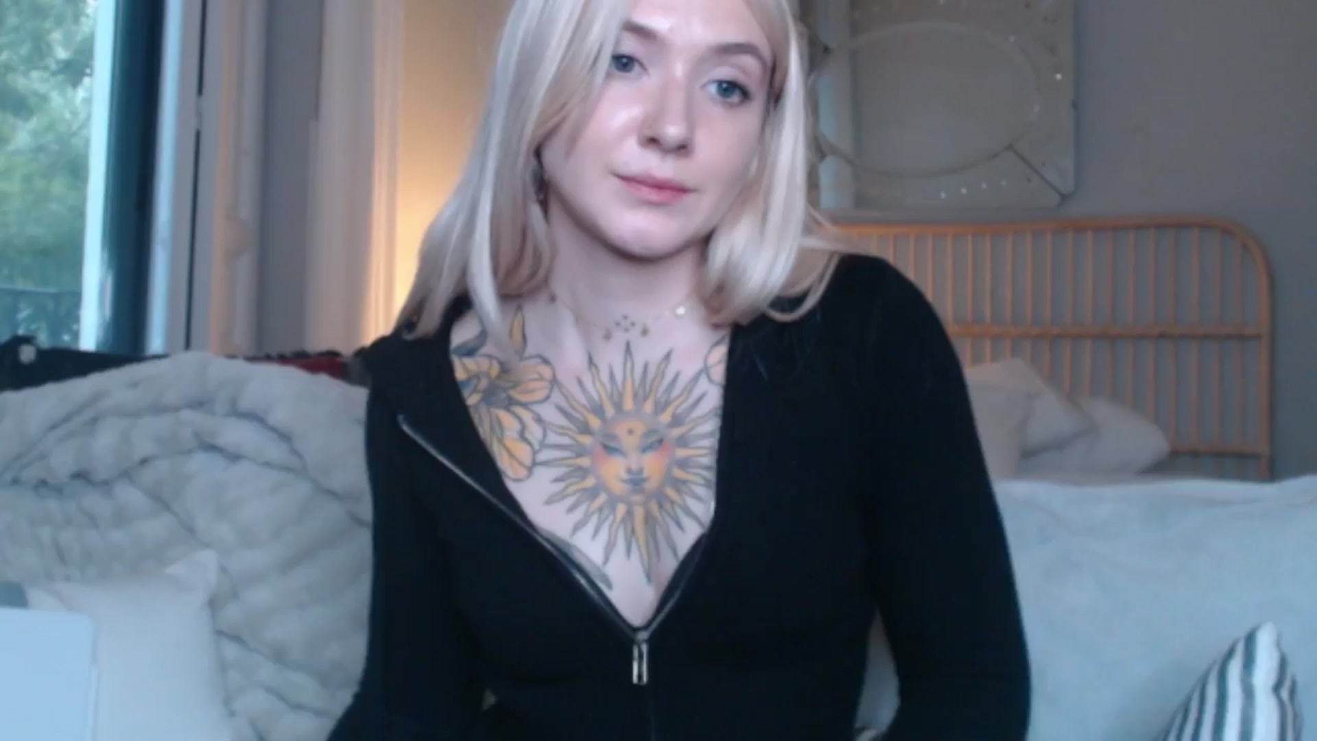 Gallery image thumbnail from Tattoo_bbgirl's myfreecams stream on, 10/09/2024, 19:53 image 10 of 20