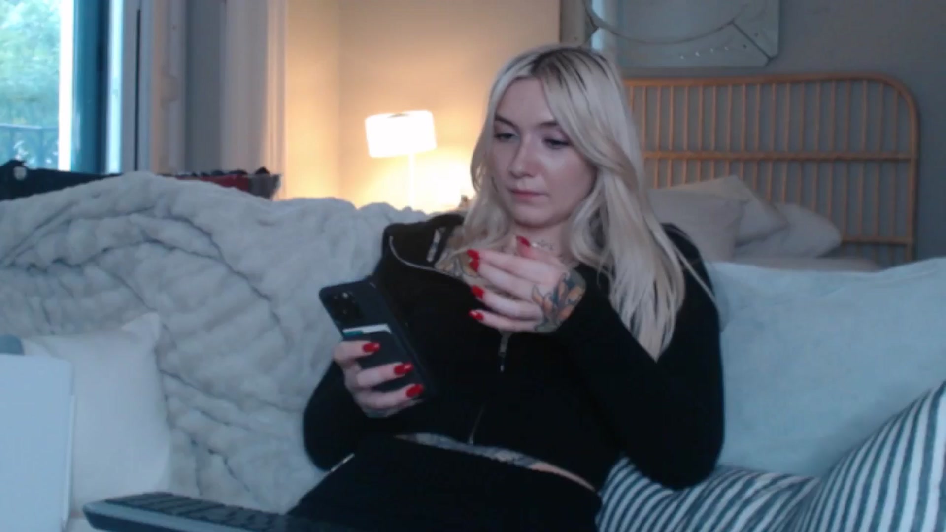 Gallery image thumbnail from Tattoo_bbgirl's myfreecams stream on, 10/09/2024, 19:53 image 11 of 20