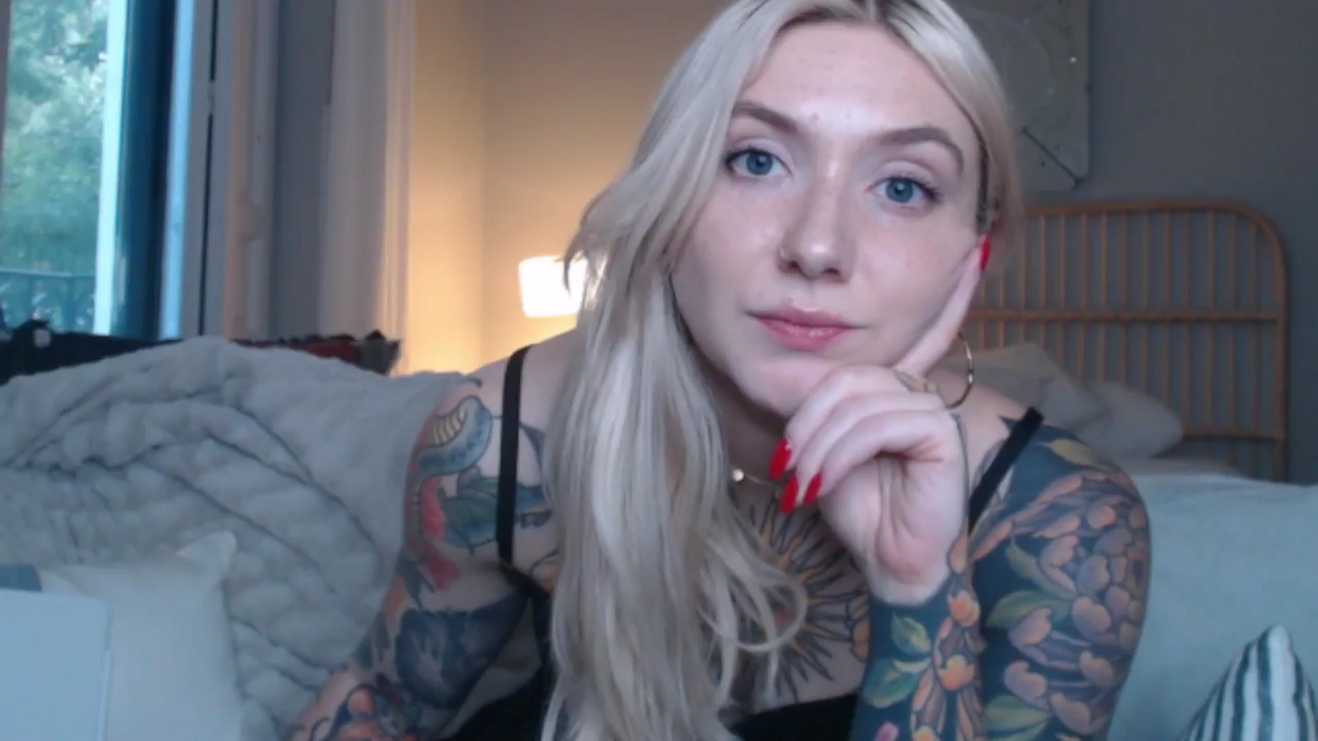 Gallery image thumbnail from Tattoo_bbgirl's myfreecams stream on, 10/09/2024, 19:53 image 13 of 20