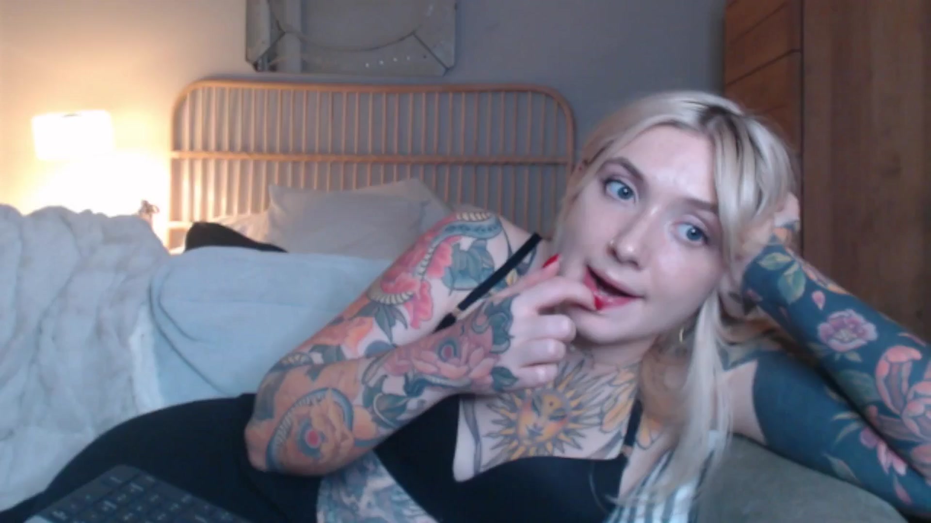 Gallery image thumbnail from Tattoo_bbgirl's myfreecams stream on, 10/09/2024, 19:53 image 19 of 20