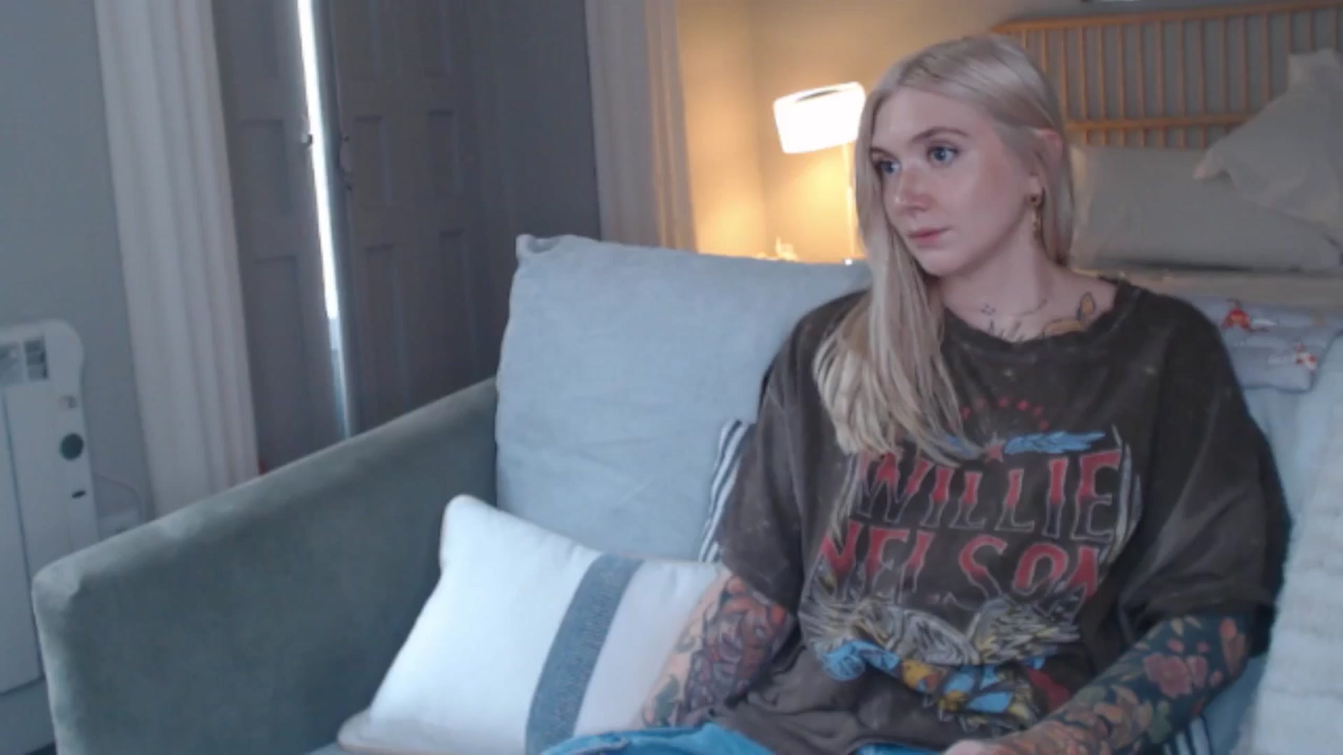 Gallery image thumbnail from Tattoo_bbgirl's myfreecams stream on, 10/14/2024, 16:21 image 14 of 20