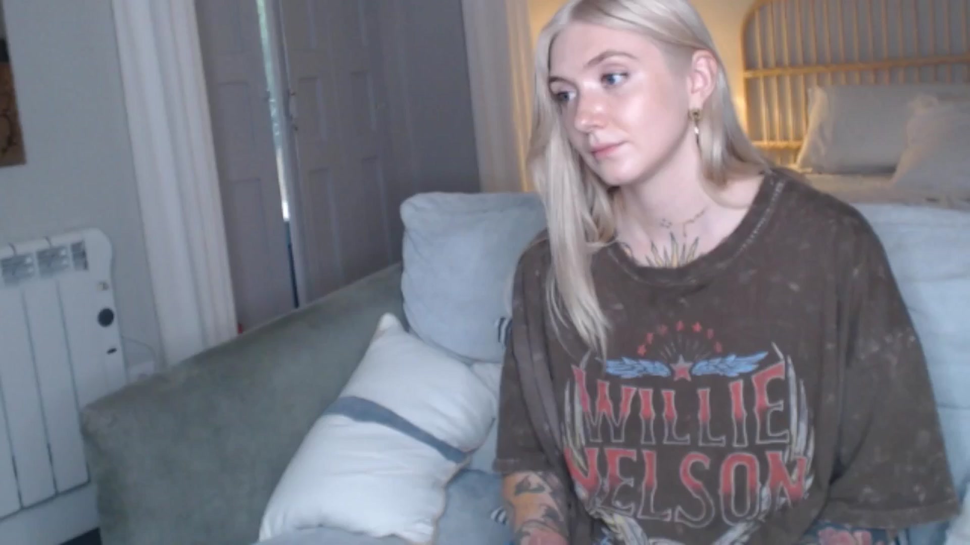 Gallery image thumbnail from Tattoo_bbgirl's myfreecams stream on, 10/14/2024, 17:48 image 5 of 20