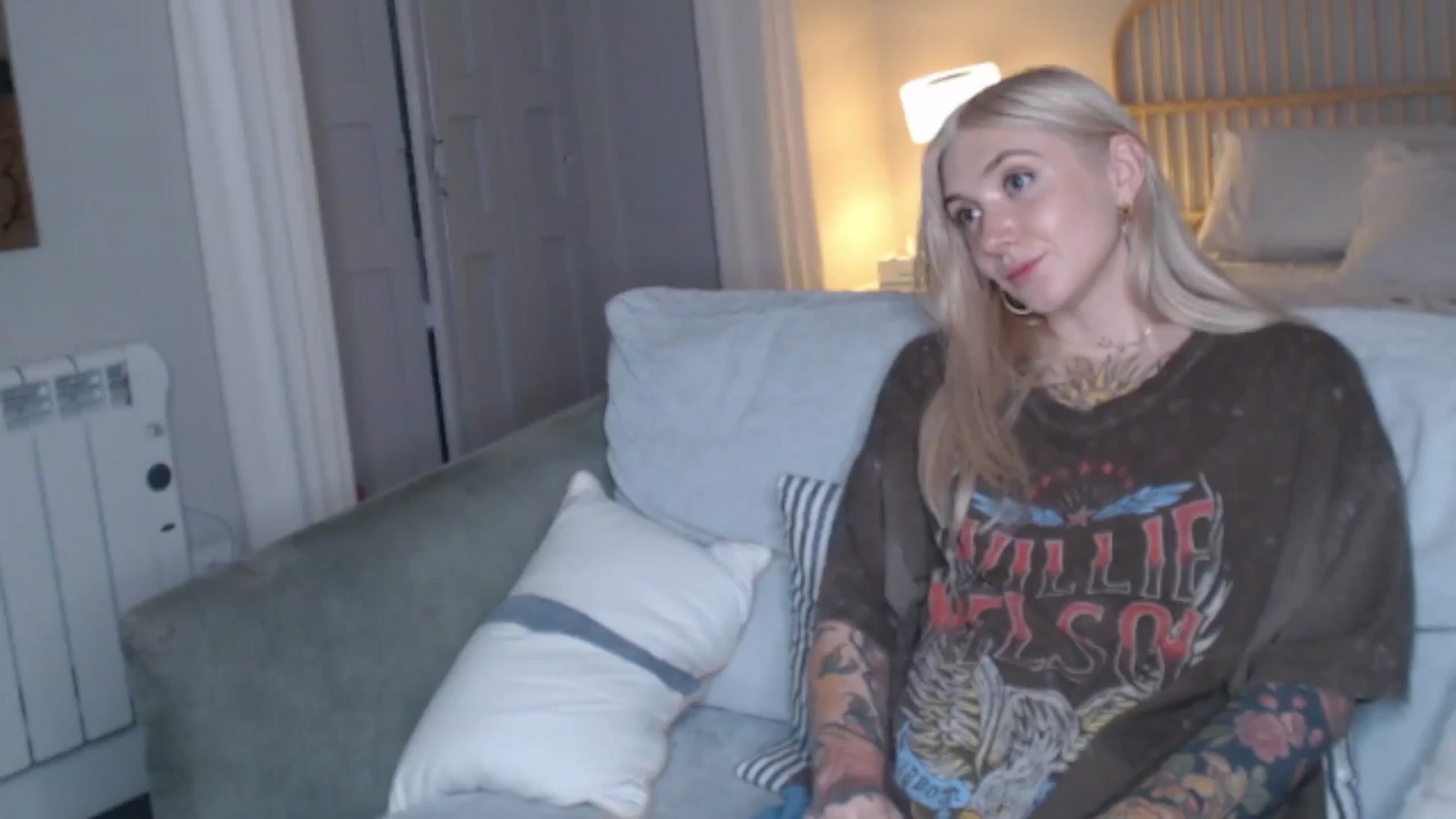 Gallery image thumbnail from Tattoo_bbgirl's myfreecams stream on, 10/14/2024, 17:48 image 17 of 20