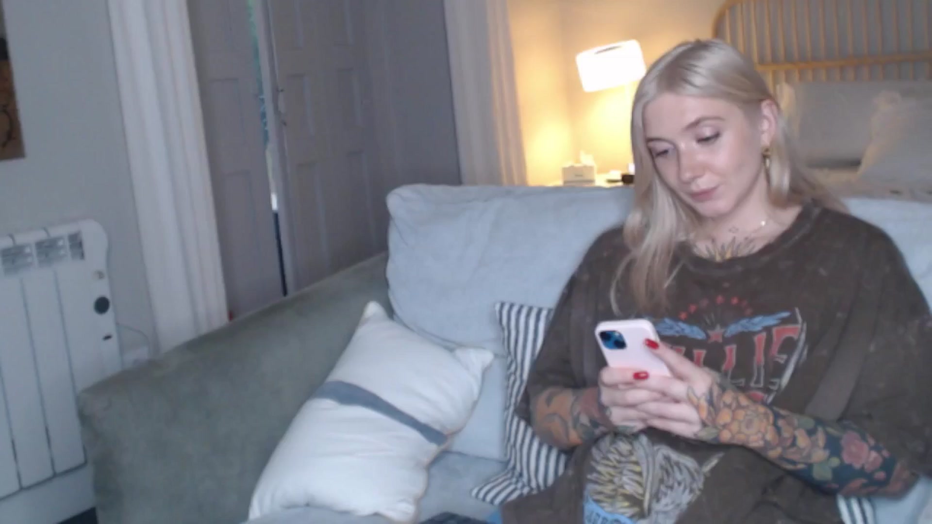 Gallery image thumbnail from Tattoo_bbgirl's myfreecams stream on, 10/14/2024, 17:48 image 11 of 20
