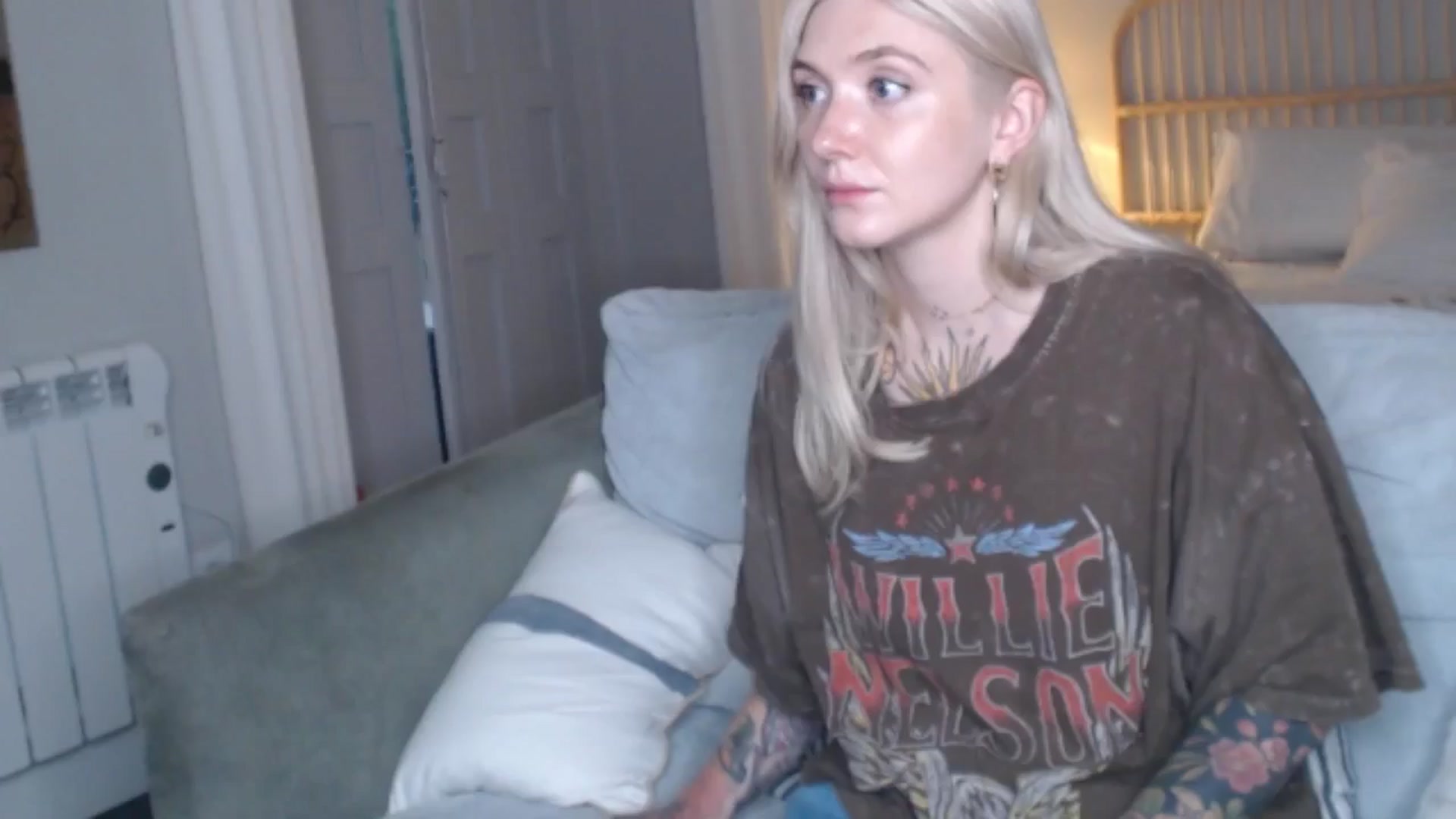 Gallery image thumbnail from Tattoo_bbgirl's myfreecams stream on, 10/14/2024, 17:48 image 13 of 20