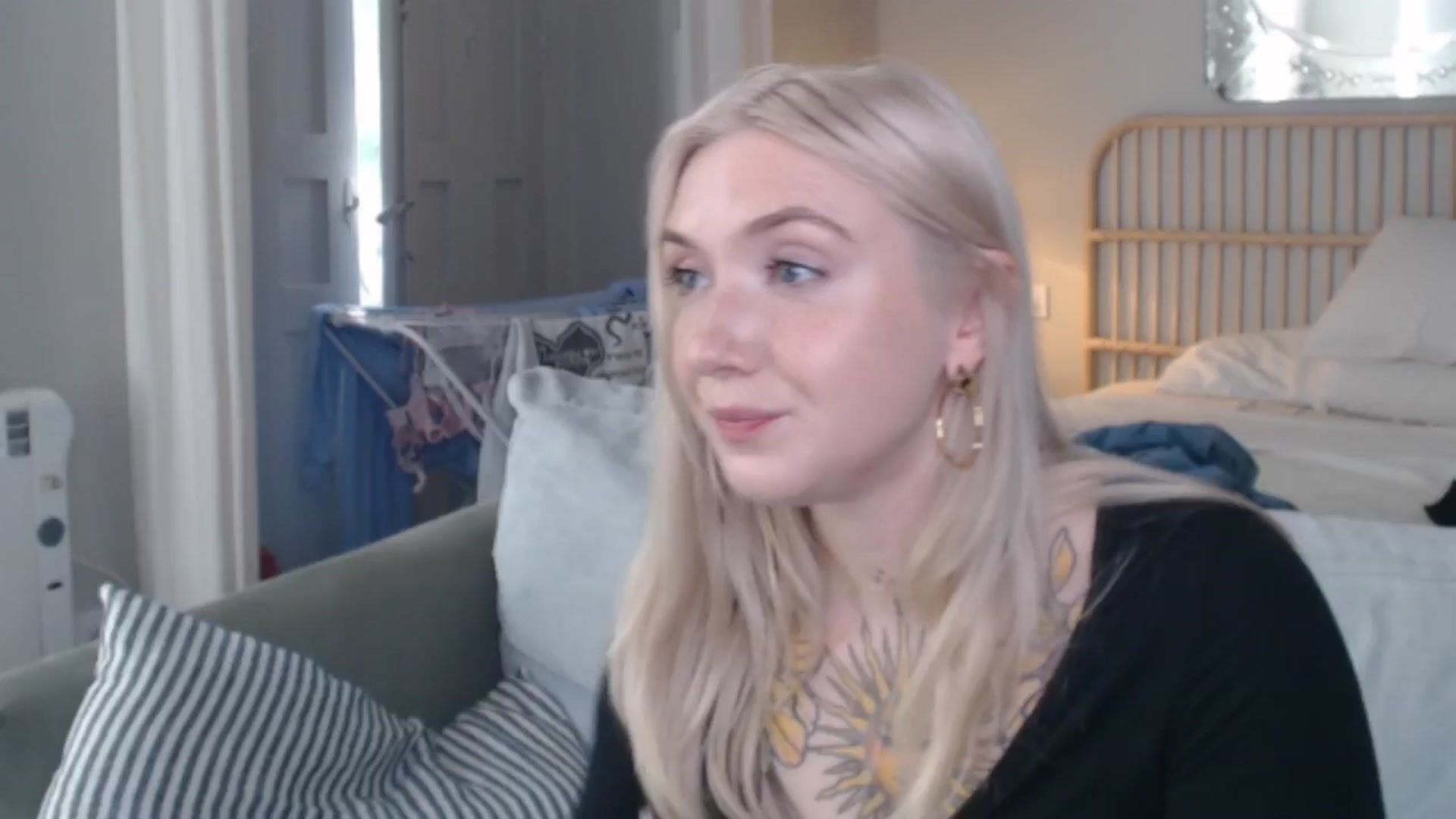 Gallery image thumbnail from Tattoo_bbgirl's myfreecams stream on, 10/16/2024, 19:36 image 6 of 20