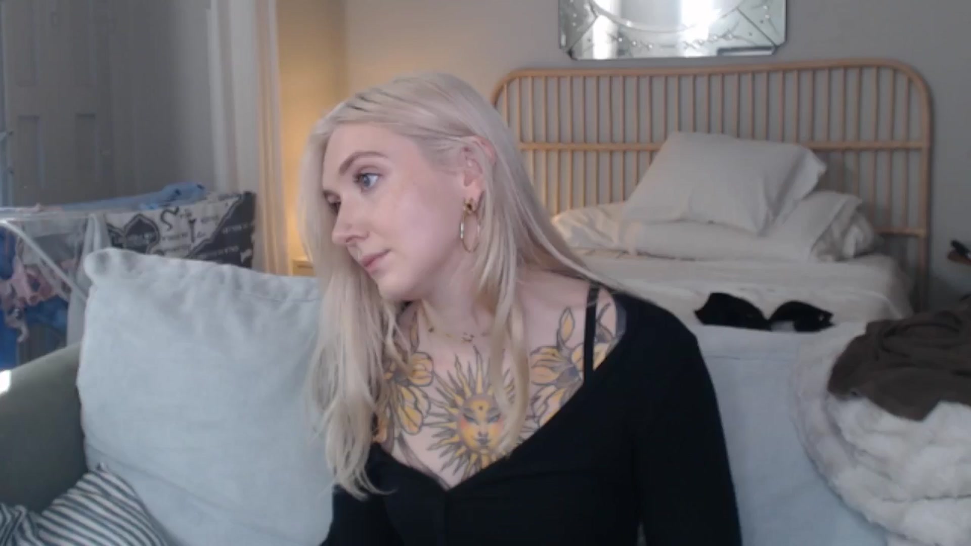 Gallery image thumbnail from Tattoo_bbgirl's myfreecams stream on, 10/16/2024, 19:36 image 5 of 20