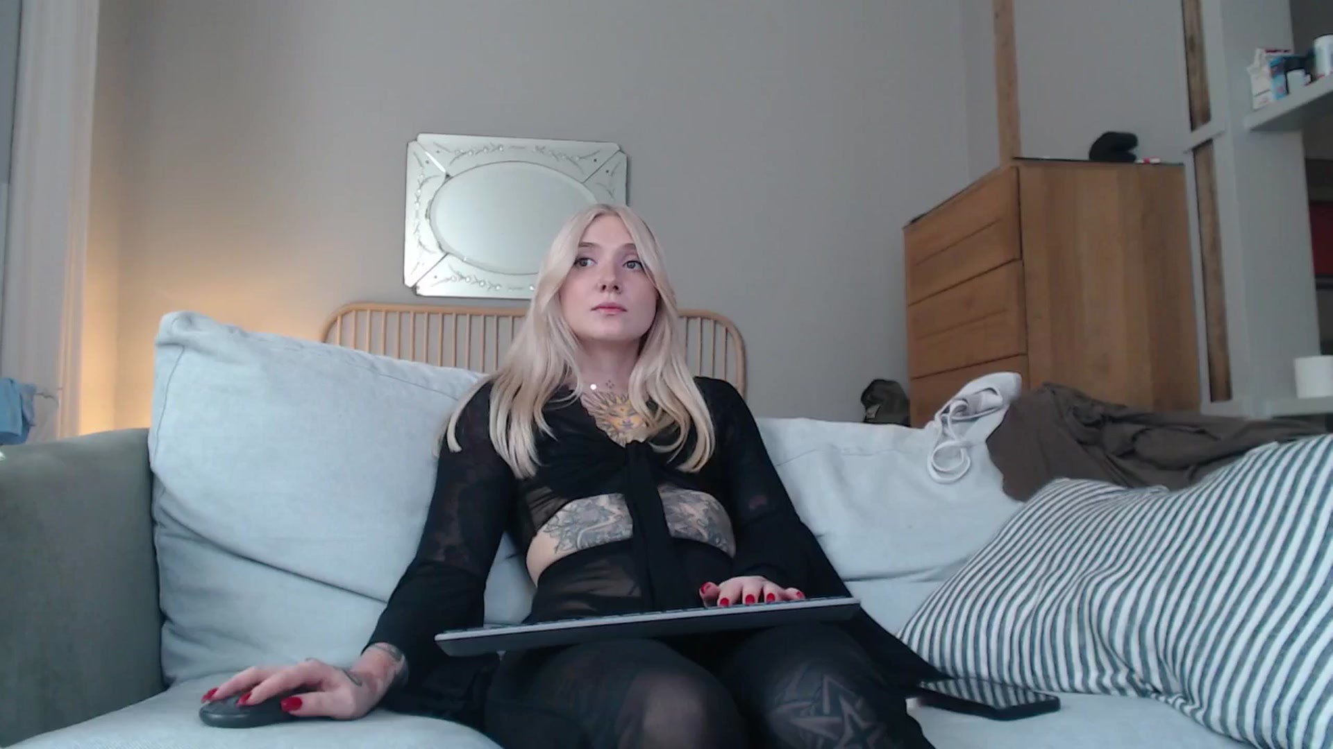 Gallery image thumbnail from Tattoo_bbgirl's myfreecams stream on, 10/17/2024, 15:26 image 19 of 20