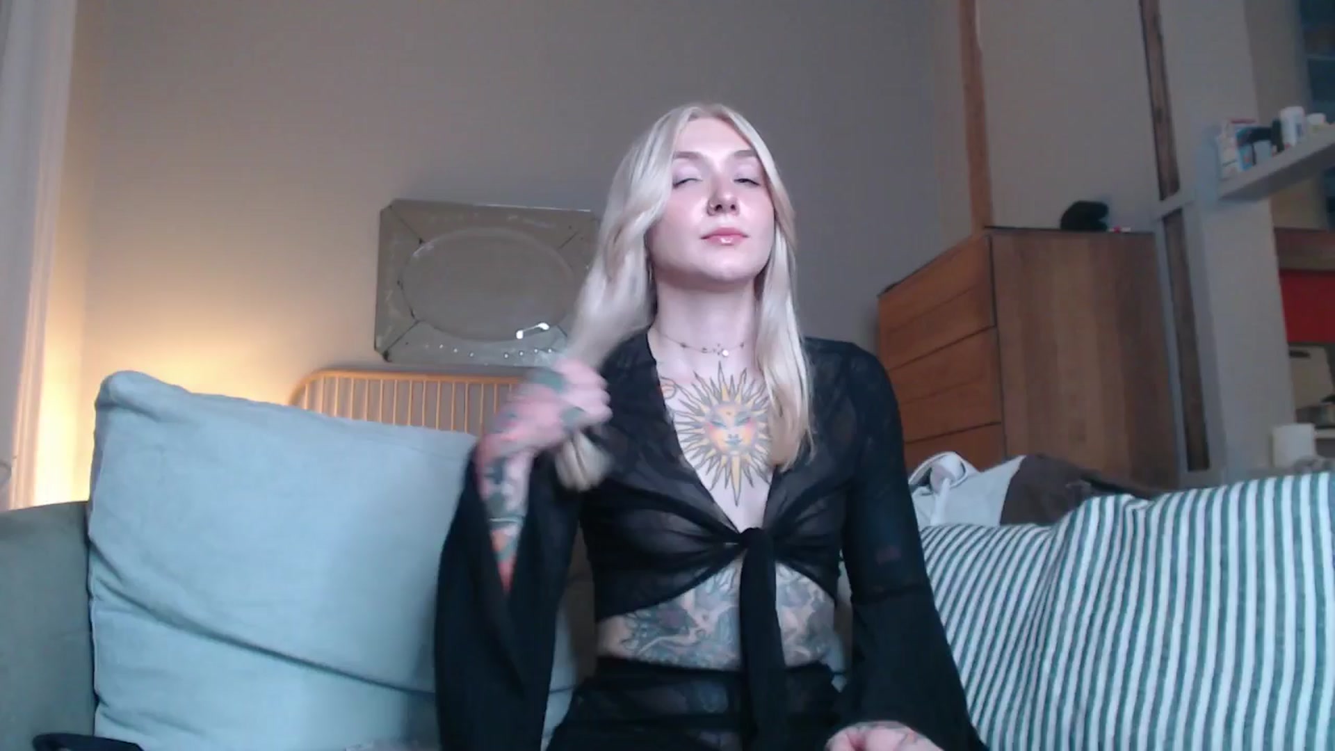 Gallery image thumbnail from Tattoo_bbgirl's myfreecams stream on, 10/17/2024, 19:39 image 5 of 20