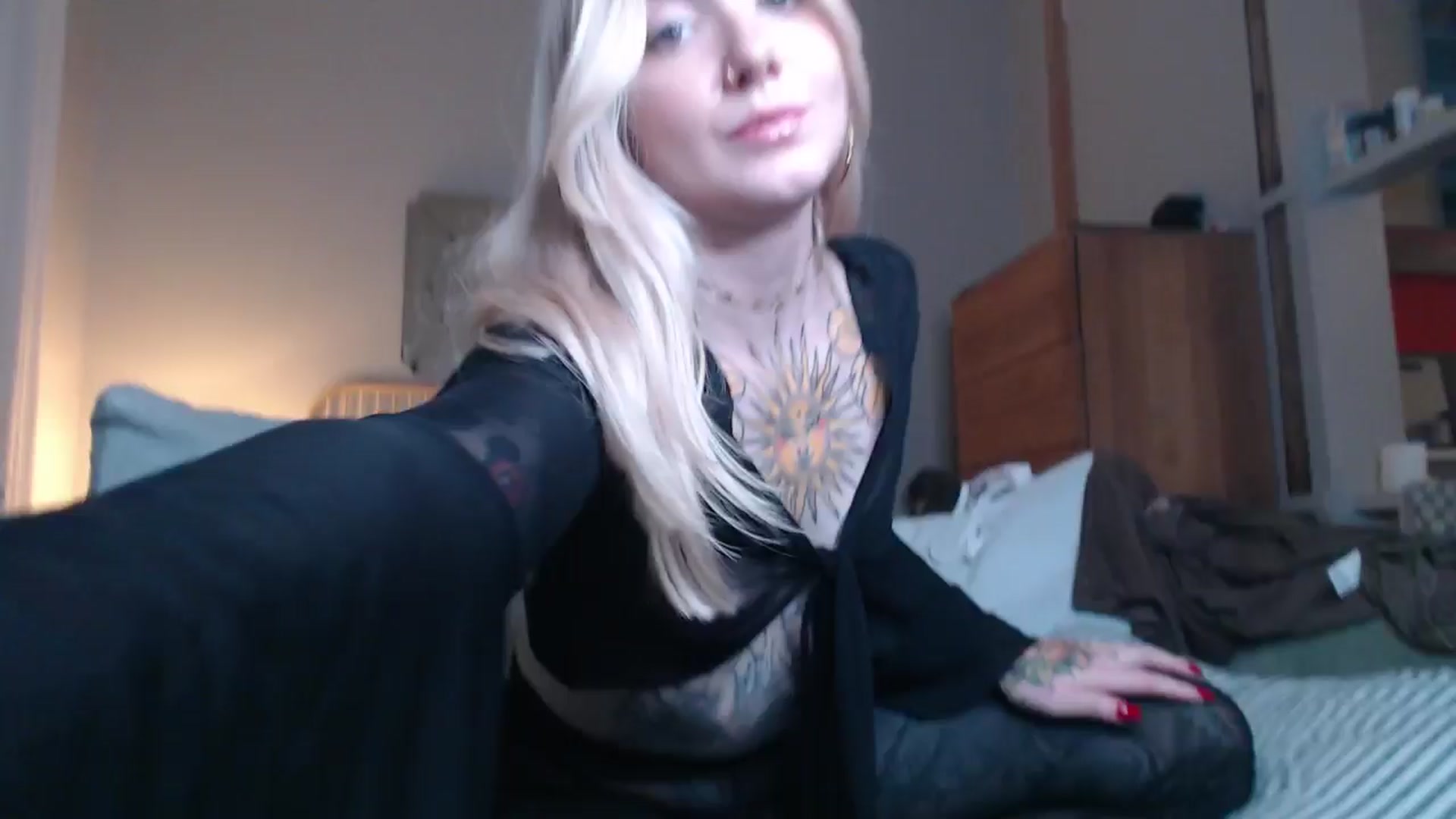Gallery image thumbnail from Tattoo_bbgirl's myfreecams stream on, 10/17/2024, 19:39 image 20 of 20