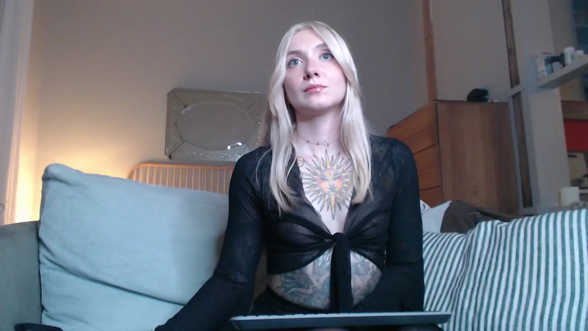 Gallery image thumbnail from Tattoo_bbgirl's myfreecams stream on, 10/17/2024, 19:39 image 8 of 20