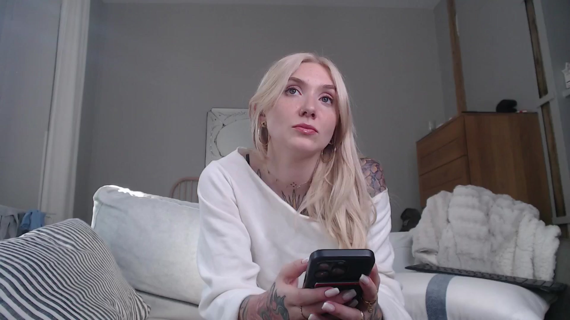 Gallery image thumbnail from Tattoo_bbgirl's myfreecams stream on, 10/18/2024, 14:44 image 11 of 20