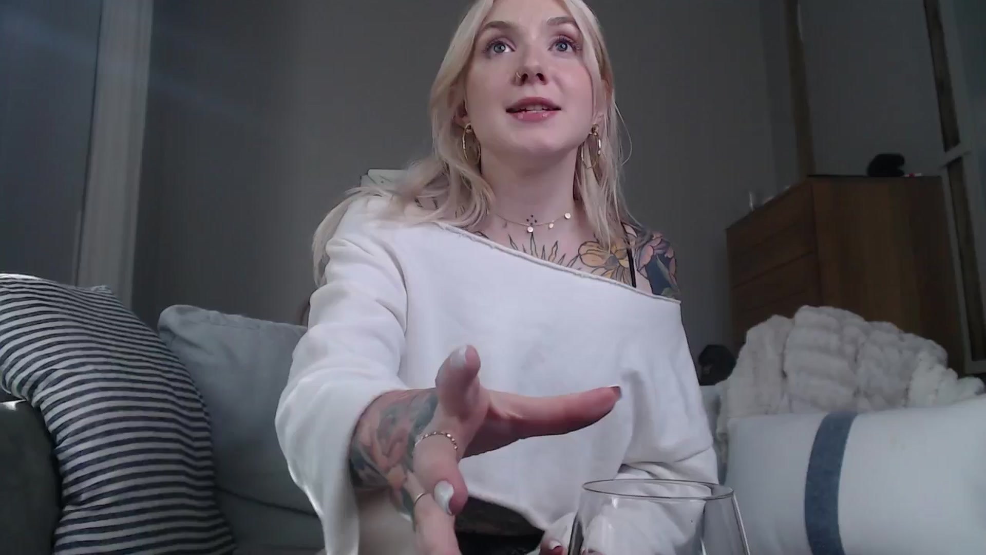 Gallery image thumbnail from Tattoo_bbgirl's myfreecams stream on, 10/18/2024, 15:39 image 16 of 20