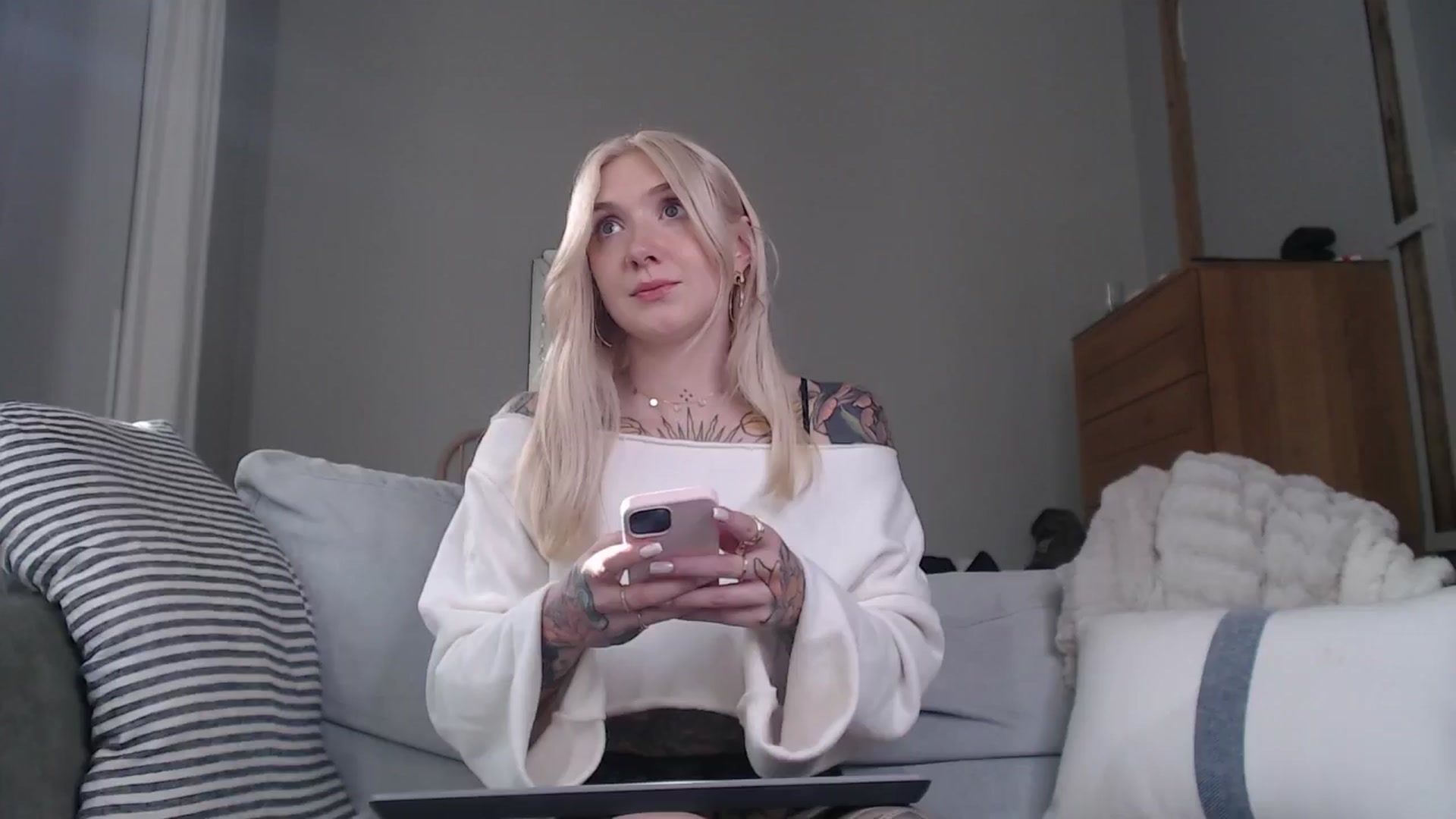 Gallery image thumbnail from Tattoo_bbgirl's myfreecams stream on, 10/18/2024, 15:39 image 7 of 20